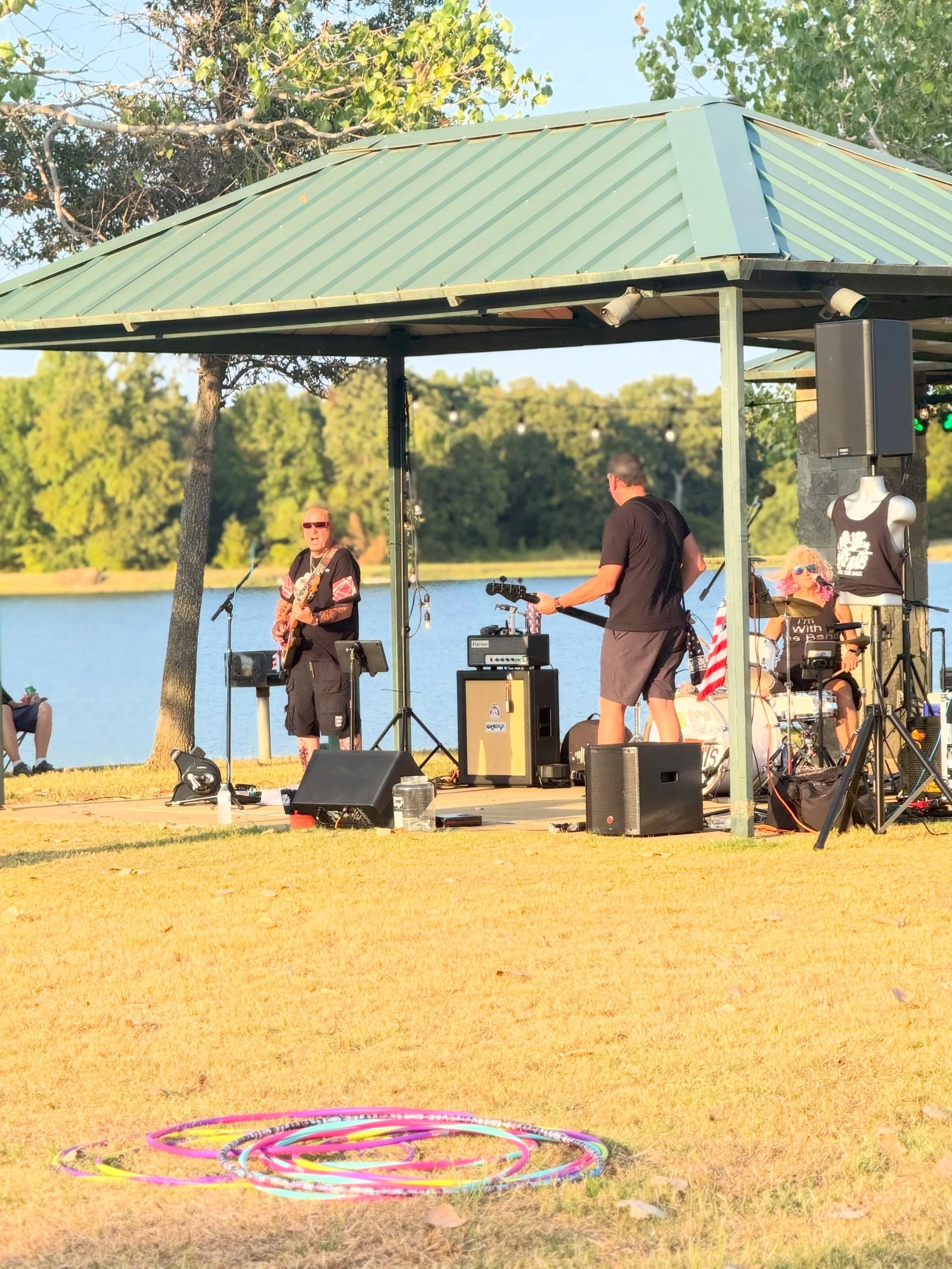 Live music, lake views, and a Saturday night with neighbors 🎶🌅

Thank you to all who joined us for Concert at the Lake! The Lake Rats brought the music &amp; you all made it a great night.

Special shoutout to our event sponsor, @ivykidsprovidencev