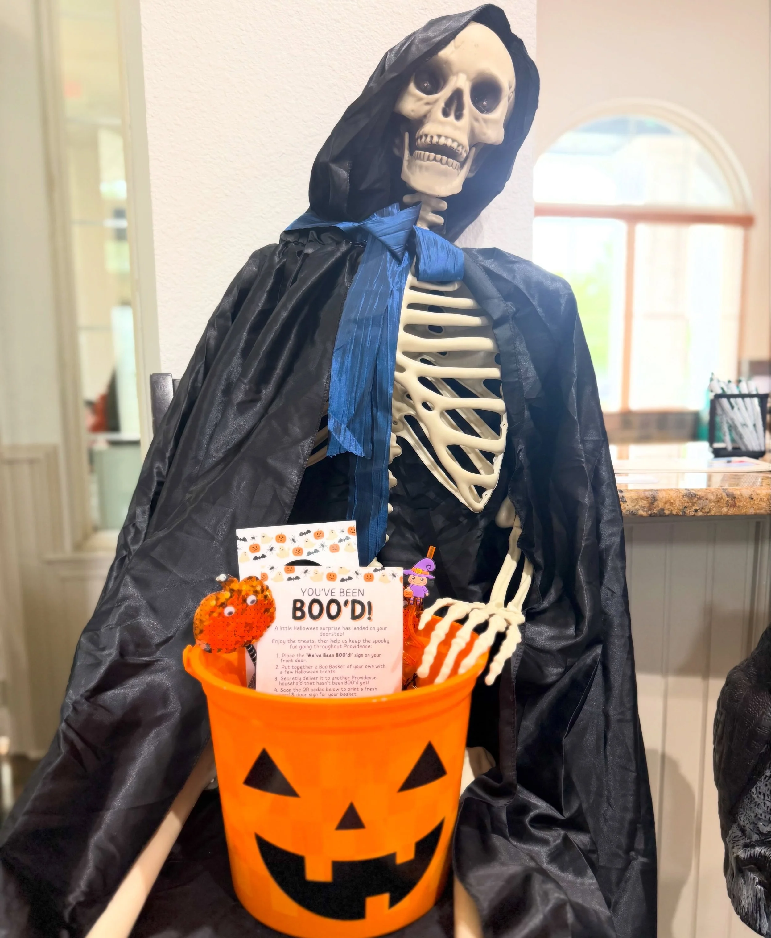 BOO! 👻 It&rsquo;s officially October &amp; we had to kick off spooky season the right way! 

Check your doorstep&hellip; three lucky homes in Providence have been BOO&rsquo;d!

If you find a surprise waiting for you, keep the fun going by picking a 