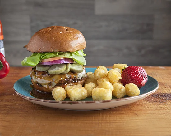 RockitKitchen_ThaiSalmonBurger_550x440.jpg
