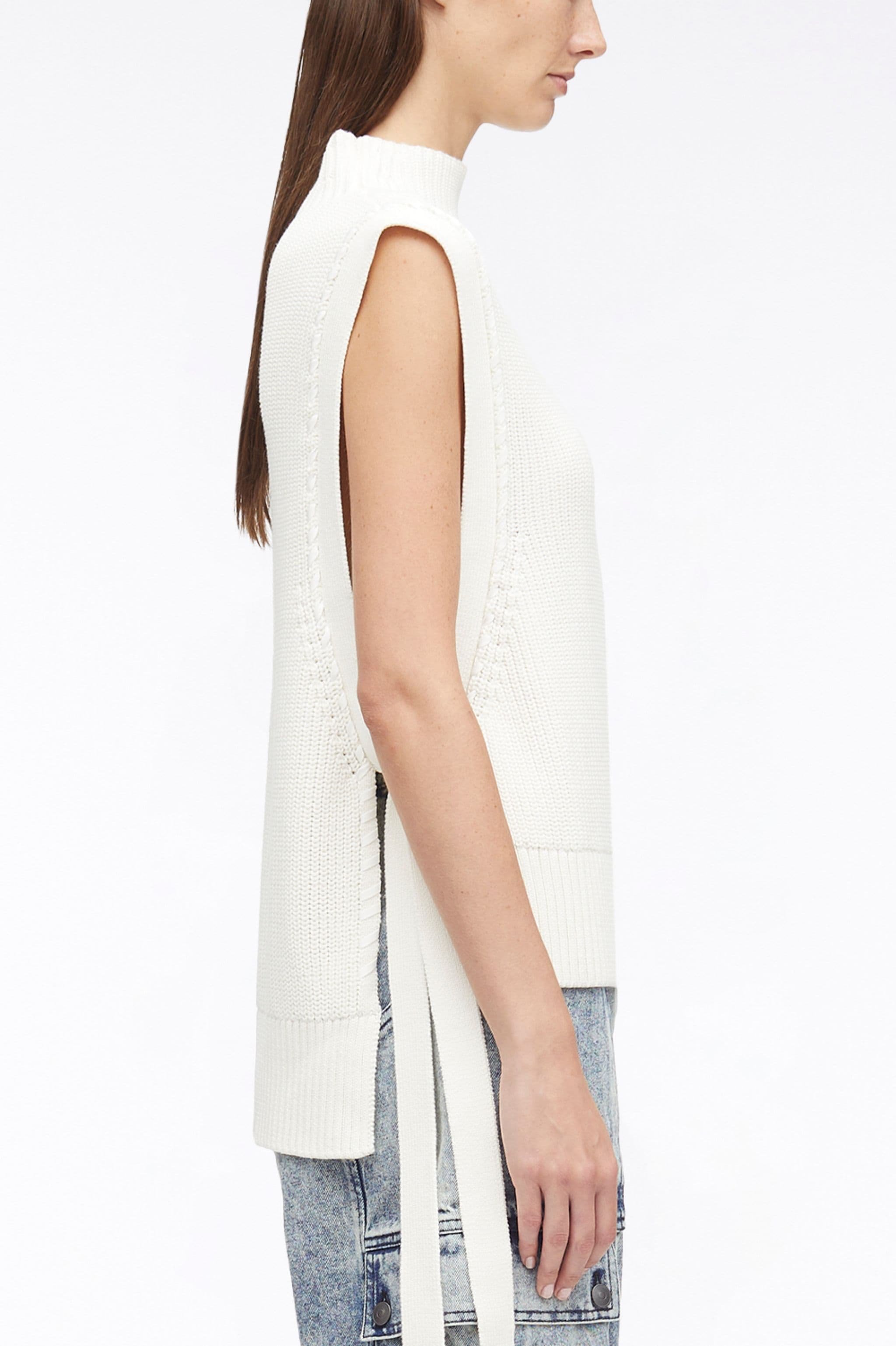 Resort 23 - Chunky Cardigan Stitch Vest in Cotton