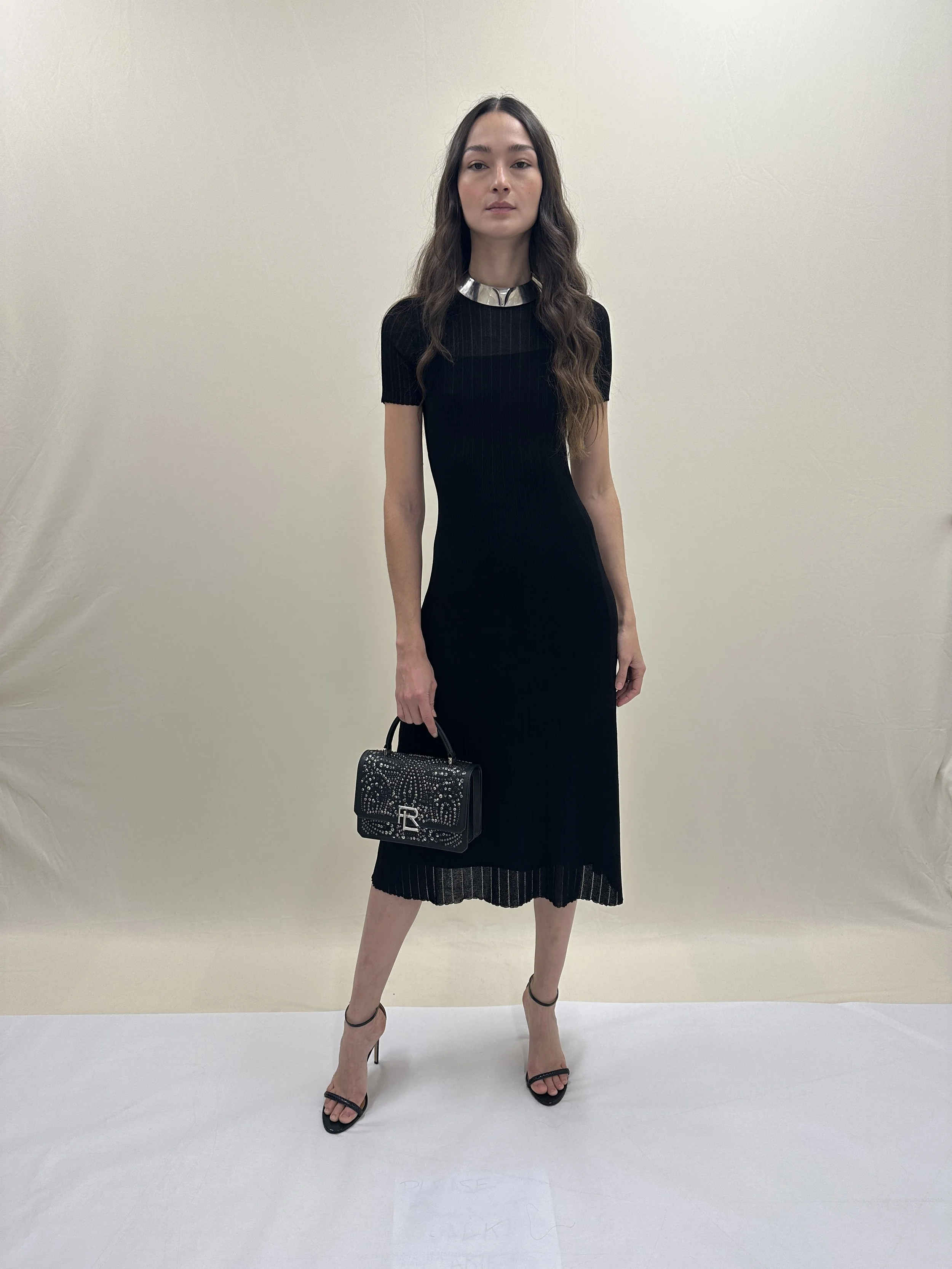 Pre fall 2024 - open rib stitch short sleeve dress in shiny viscose