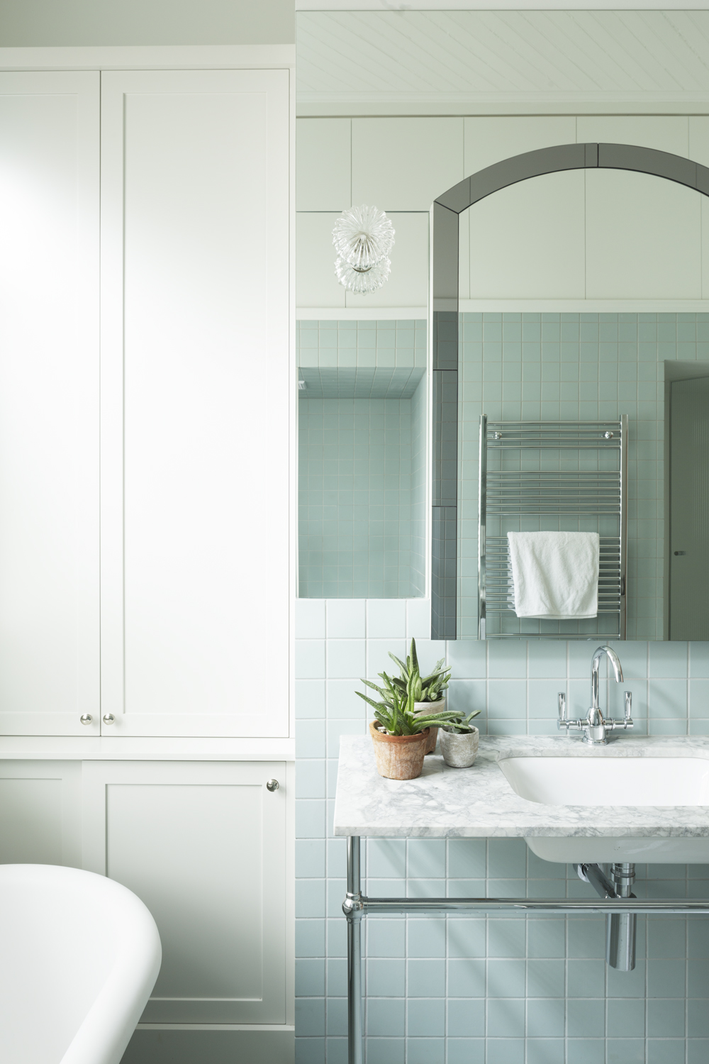 Clifton Hill bathroom design by Melbourne interior designer Meredith Lee