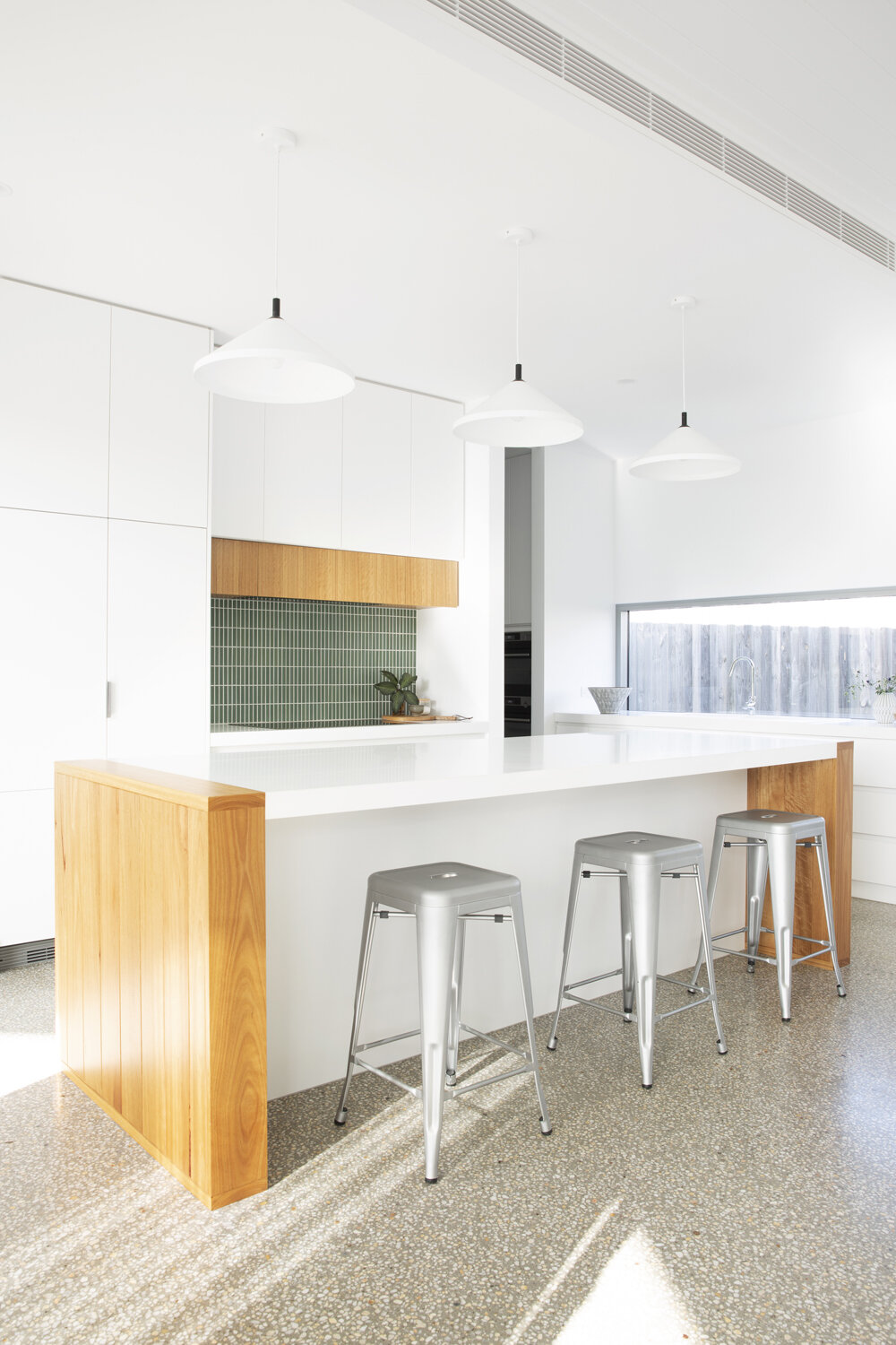 Sorrento beach house kitchen designed by Melbourne interior designer Meredith Lee