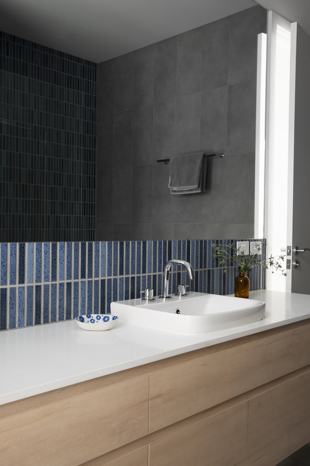 Blue tiled bathroom design by Melbourne interior designer Meredith Lee