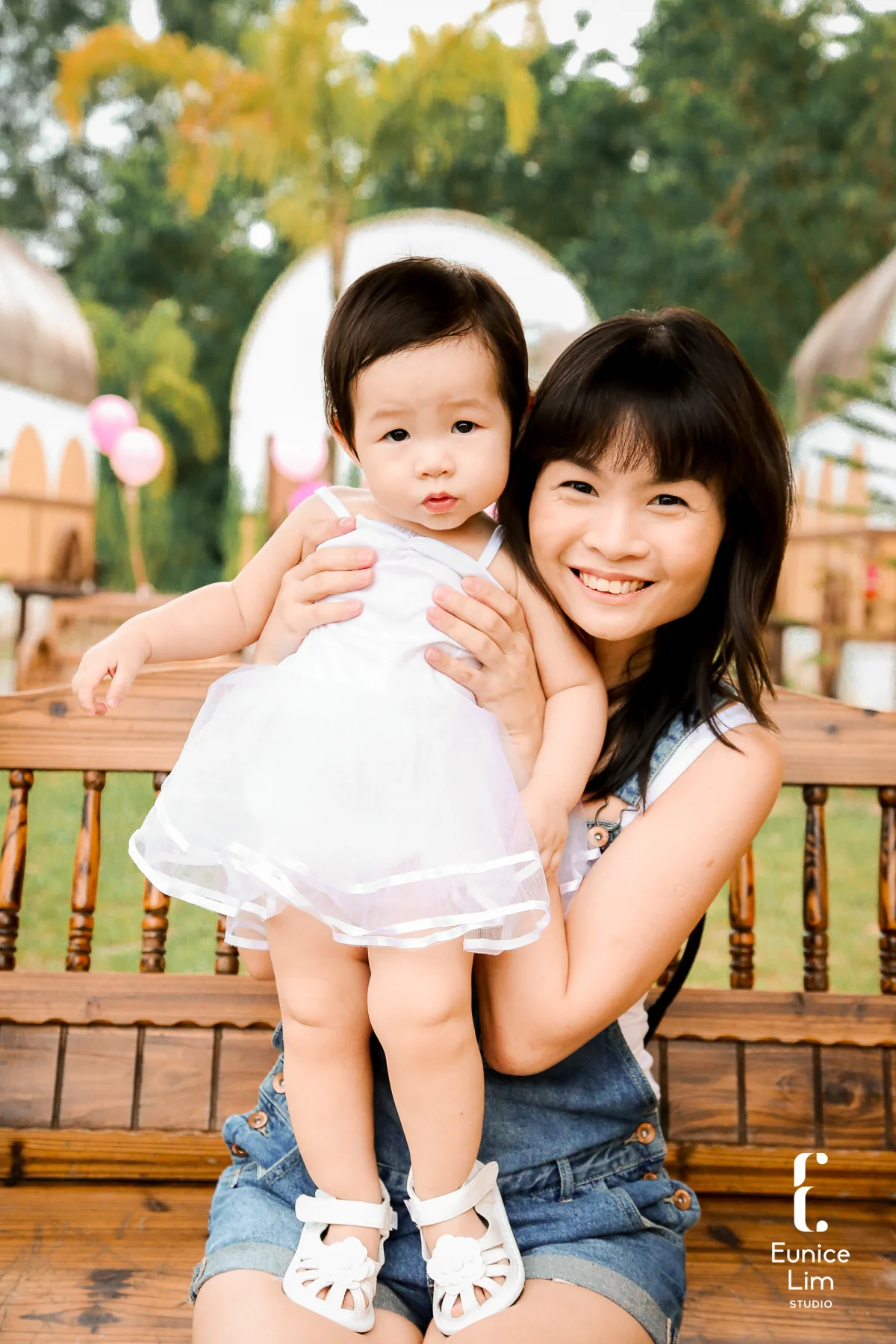Chloe 1st Bday (V2017)-23.jpg