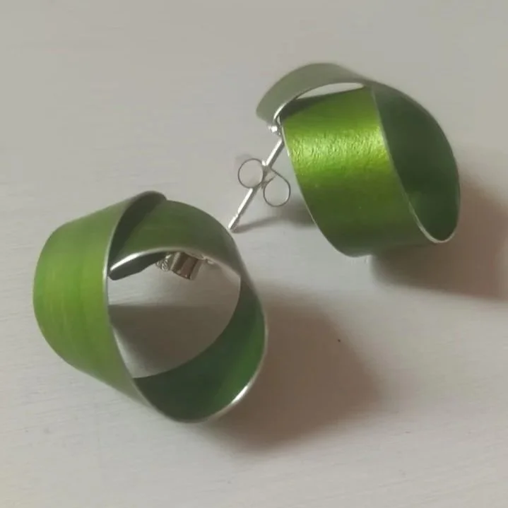 Penny Warren - Coiled Loop Studs