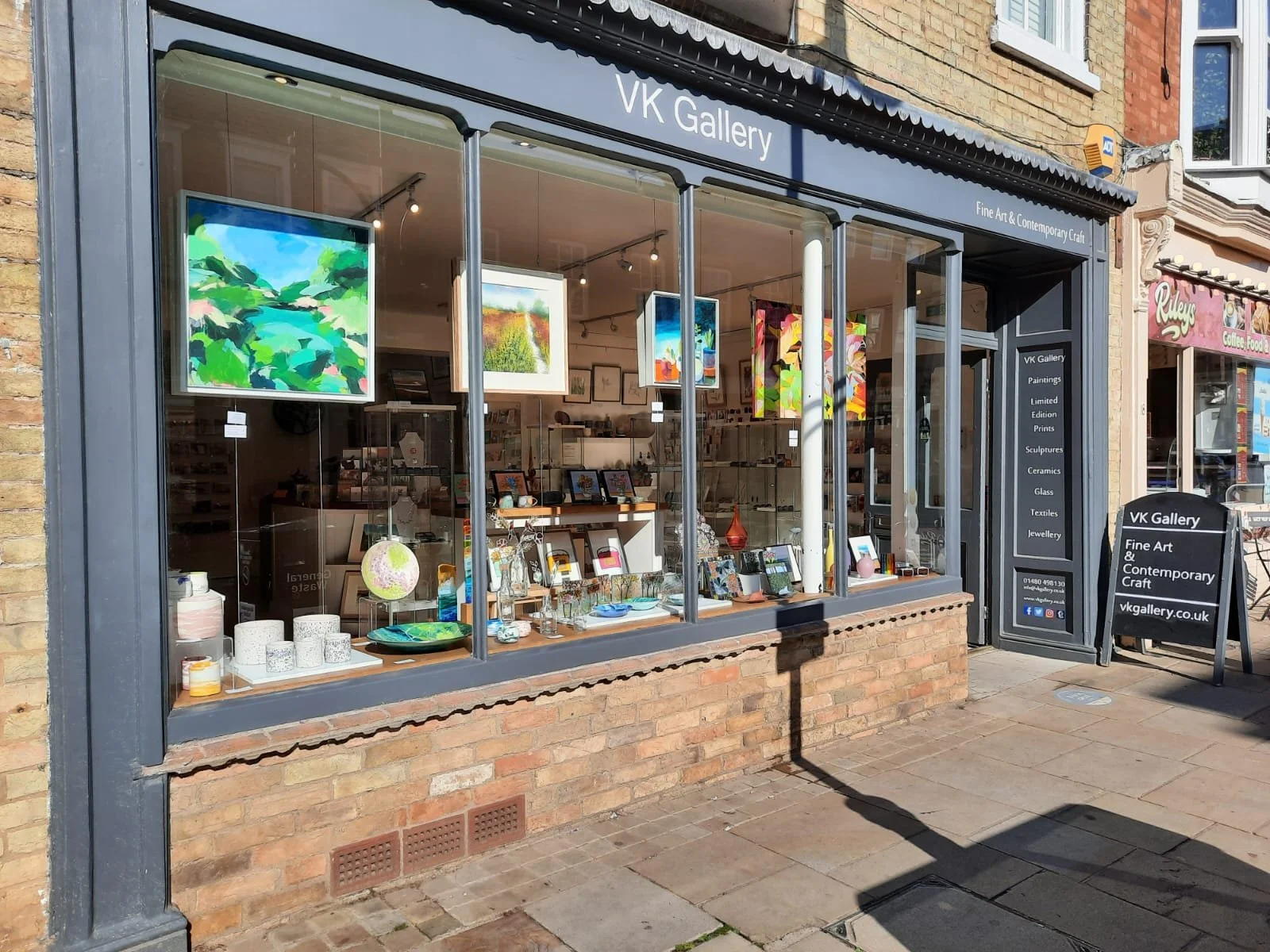 Help VK stay open &amp; let us celebrate 10 years