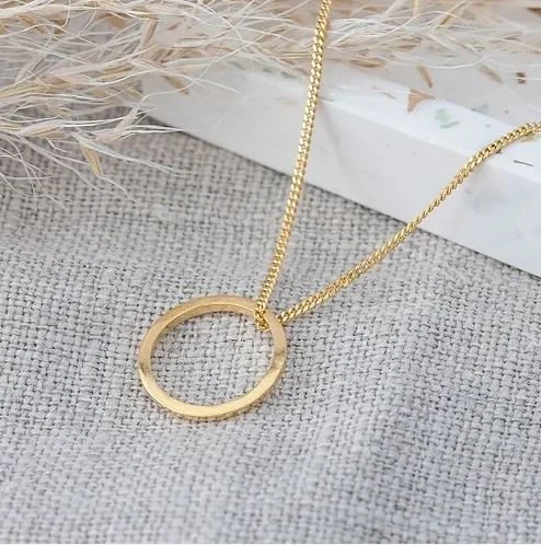 Elin Horgan - Small Circle Necklace