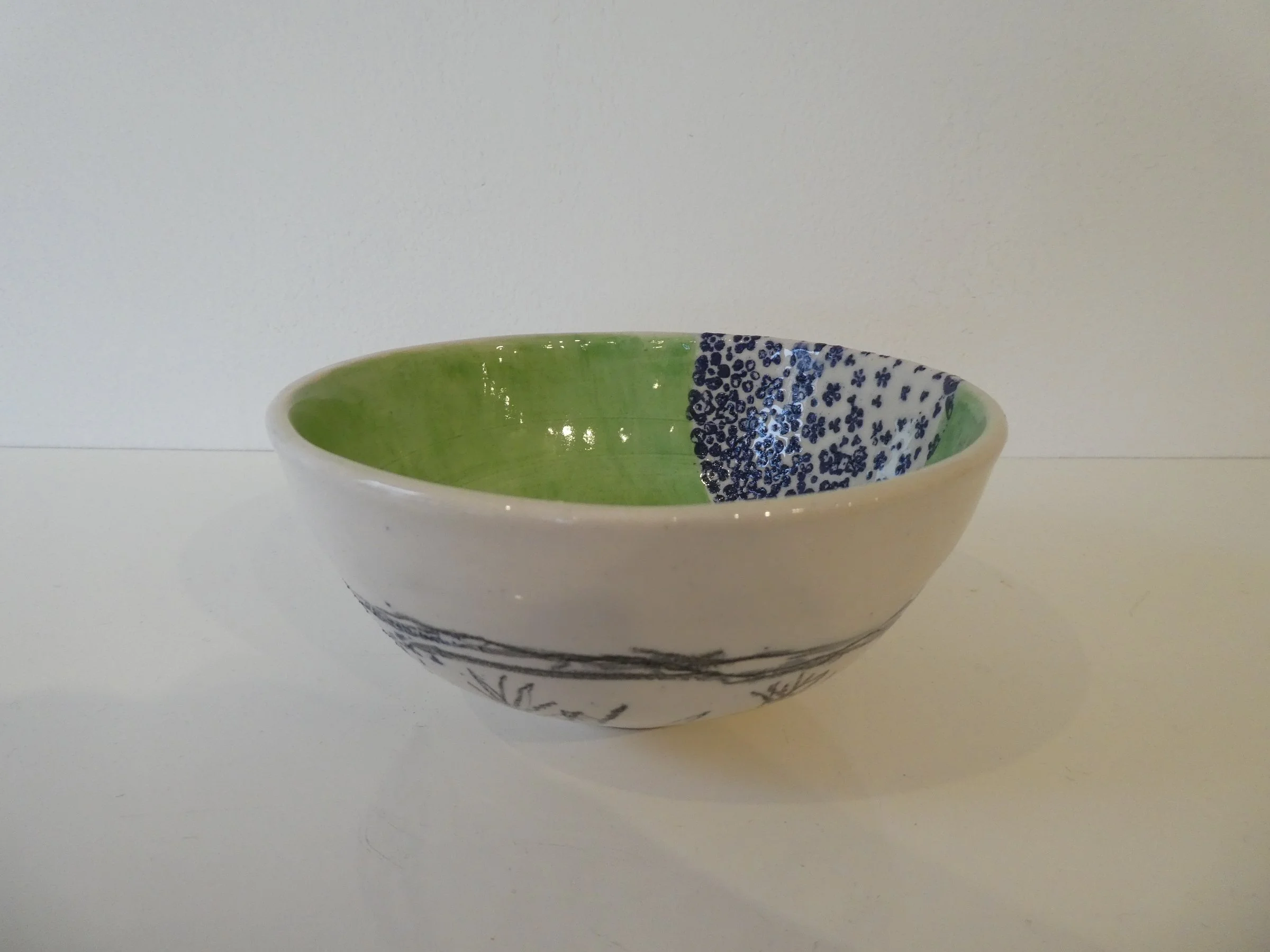 Sarah Cannell - Bowl 571