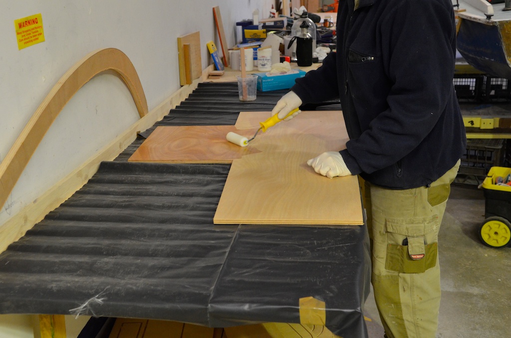Sealing the inner face of centreboard case