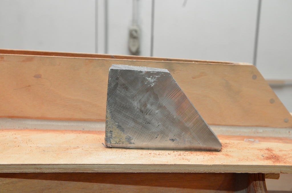 this piece for the front of the keel box
