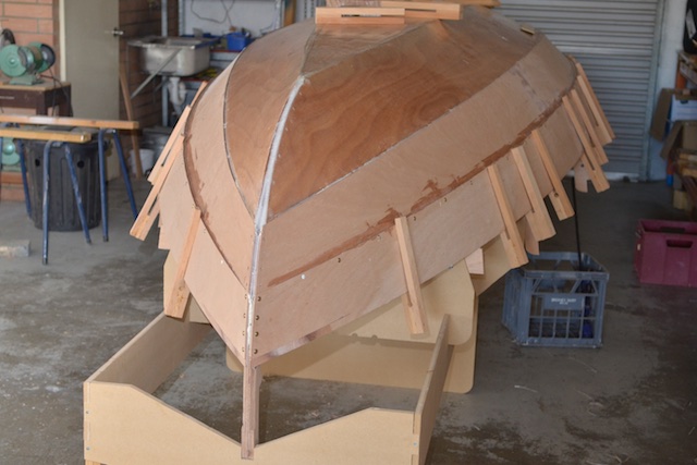 Gluing planks