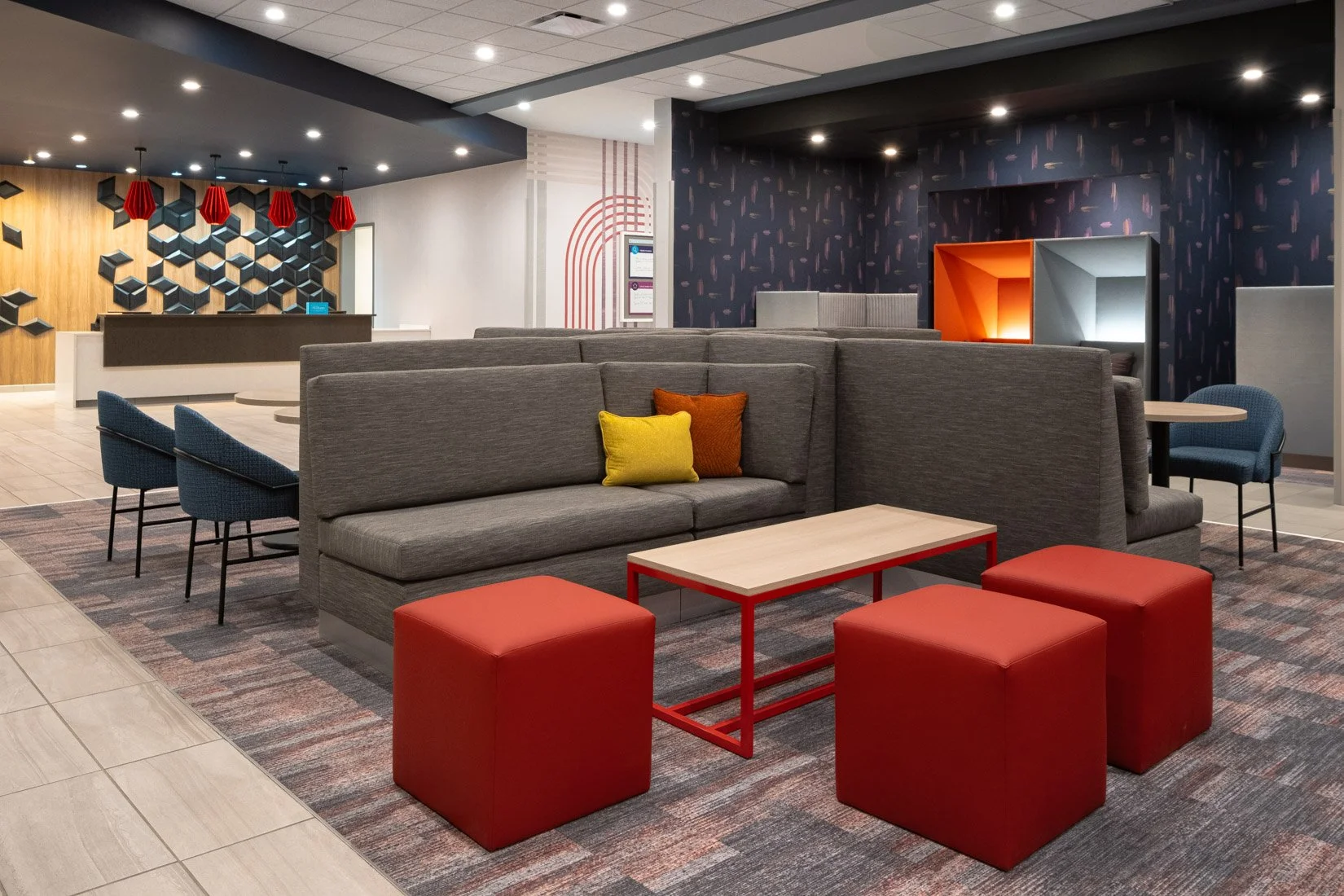  Original Filename: BNALIHT_Home2_lobbyseating2_4908.jpg File Name: lobby_seating2 Caption: Lobby seating area Marketing Caption: Comfortable seating in the lobby provides space to relax or socialize at Home2 Suites by Hilton Spring Hill TN. Alternat