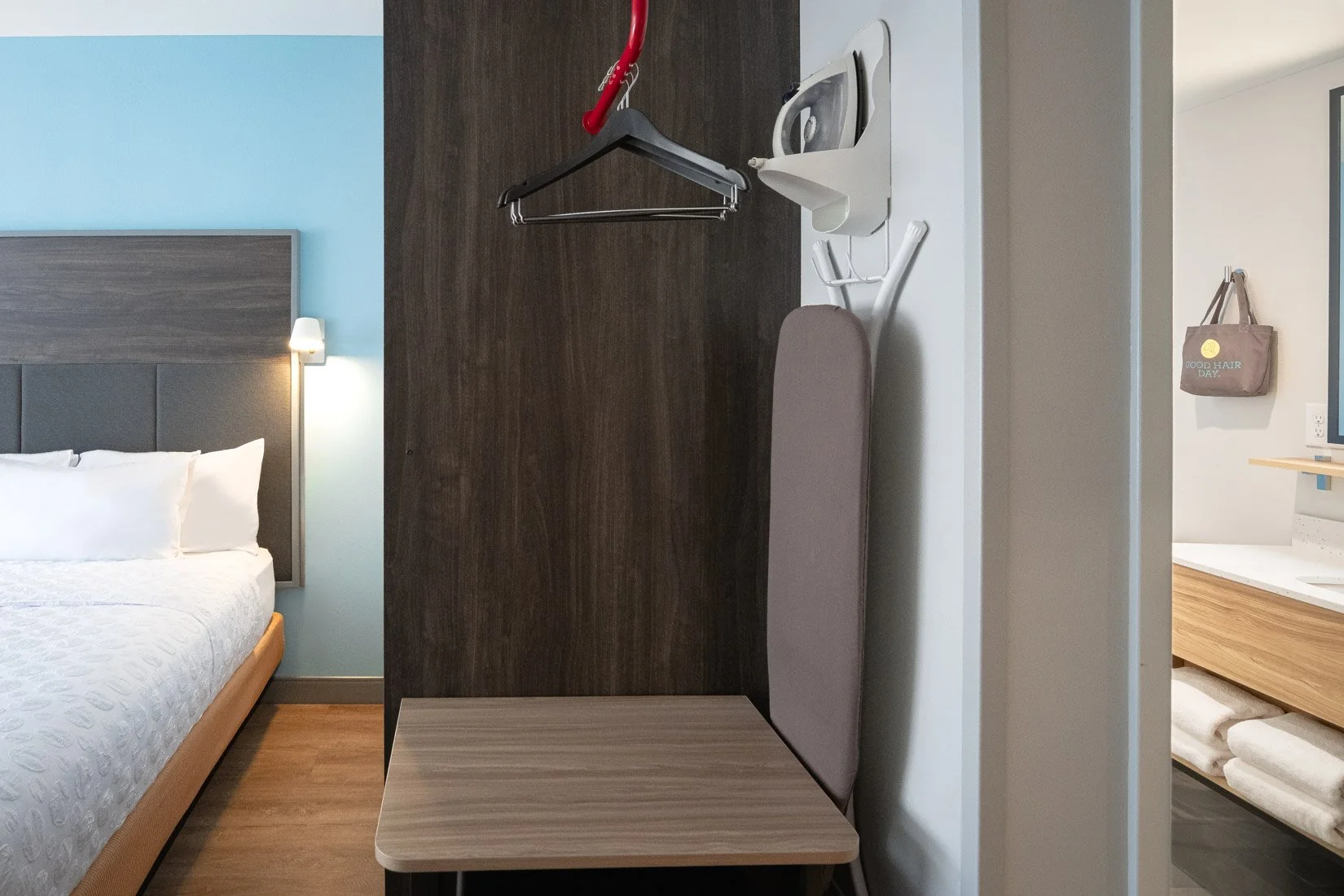  Original Filename: 3929_BNASPRU_TRU_qqueen_closet.jpg File Name: Tru-Queen-Closet.jpg Caption: Queen room closet and storage area Marketing Caption: Convenient open closet and storage space in a two queen guest room. Alternate Tag: Tru queen room cl