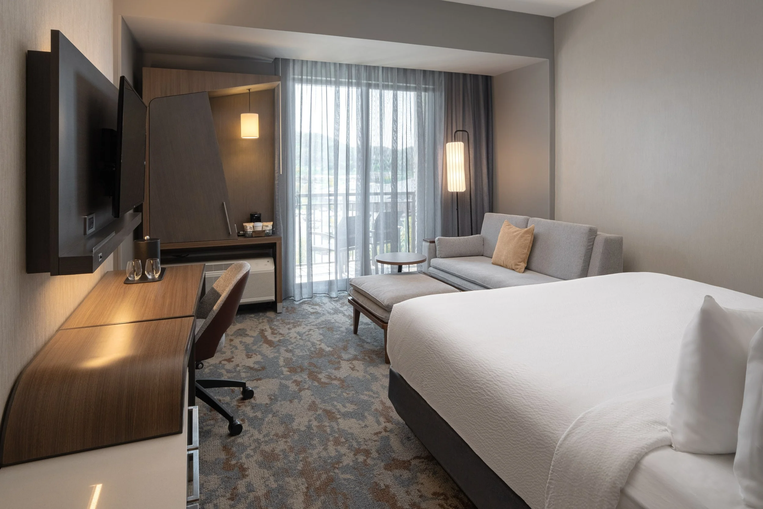  ORIGINAL FILENAME:  4921_TYSCP_Courtyard_king_window.jpg  FILE NAME:  Guest Room  PHOTO PLACEMENT TAG:  Search in DAC for: Guest Rooms  CAPTION:  King Guest Room  MARKETING CAPTION:  The King Guest Room is shown from the window side with a bed, work