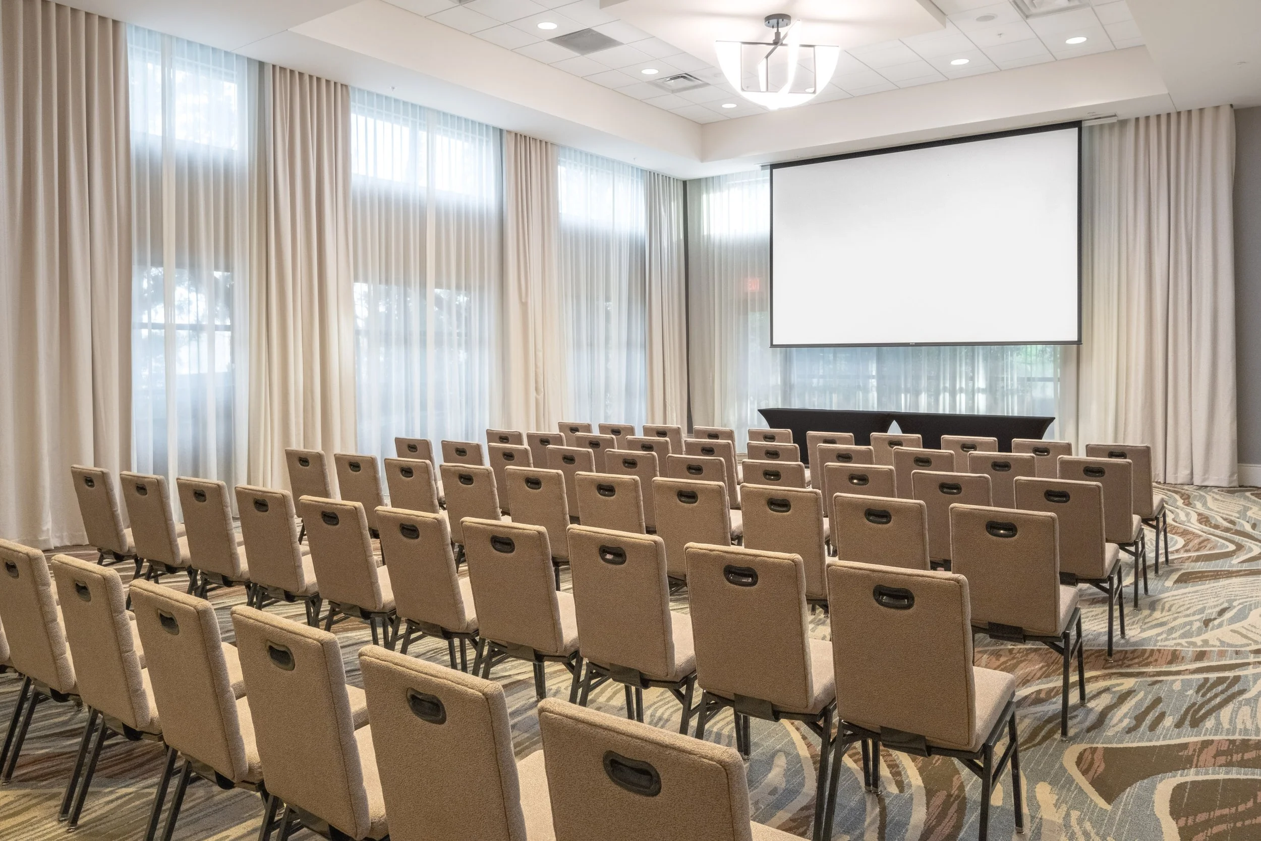  ORIGINAL FILENAME:  4948_TYSCP_Courtyard_conference_roosevelt_theater.jpg  FILE NAME:  Meeting Room  PHOTO PLACEMENT TAG:  Search in DAC for: Events &amp; Meetings  CAPTION:  Roosevelt Room – Theater  MARKETING CAPTION:  The Roosevelt Room theater s