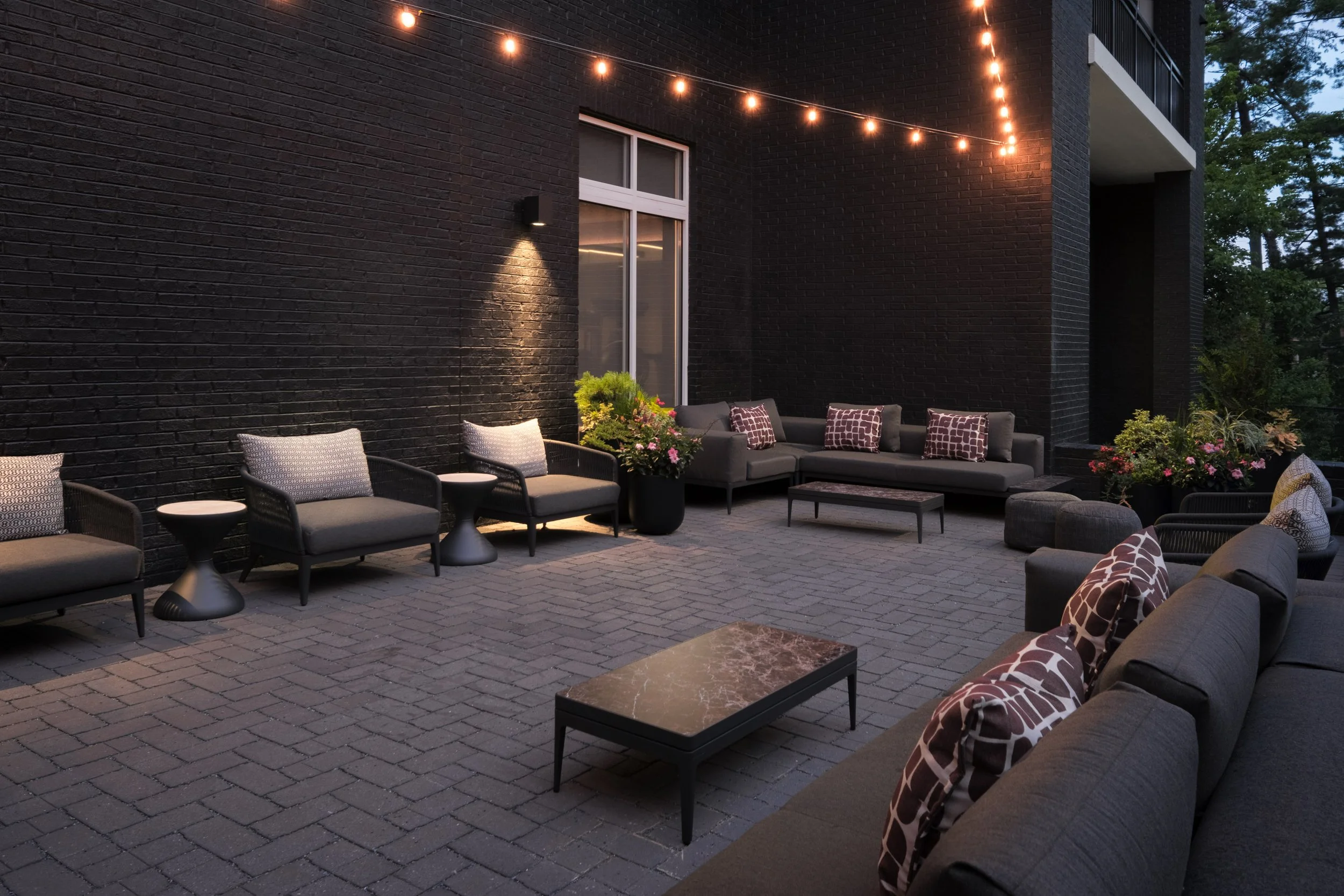 6057_AC_AVLAB_ACHotel_mtg_prefunctionpatio_Web Resolution.jpg