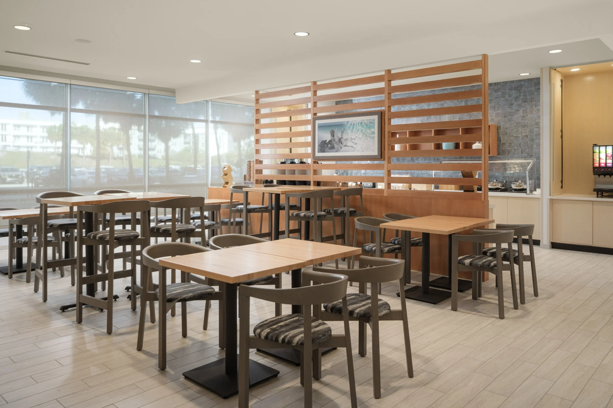 SHS_TPADS_8_breakfastdining_Web Resolution.jpg