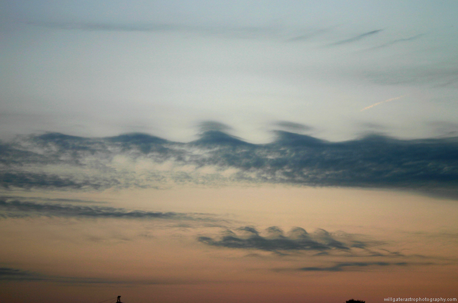 Kelvin-Helmholtz instability clouds
