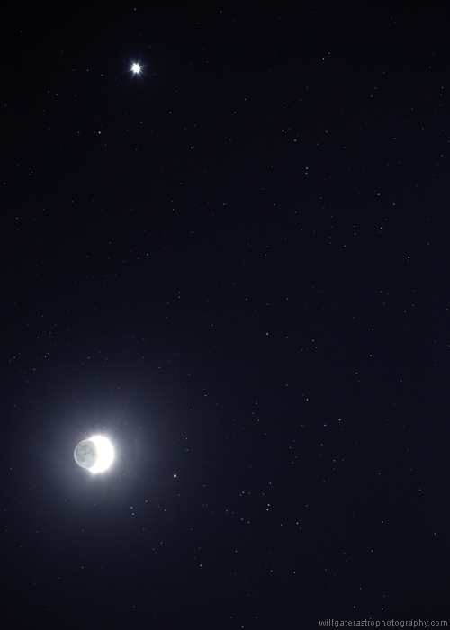 Crescent Moon, Earthshine, the Hyades star cluster and Venus - 21 April 2015