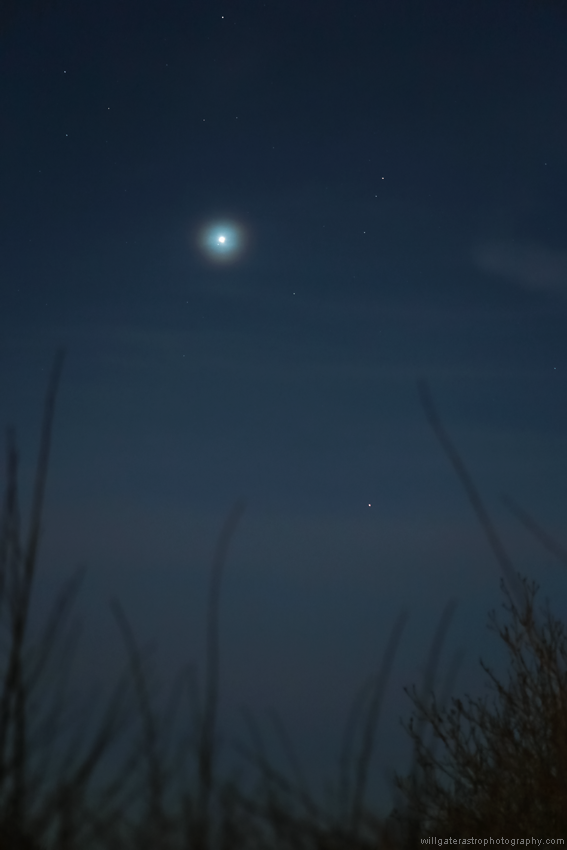 Venus, Mars & Uranus through mist at dusk - 4 March 2015