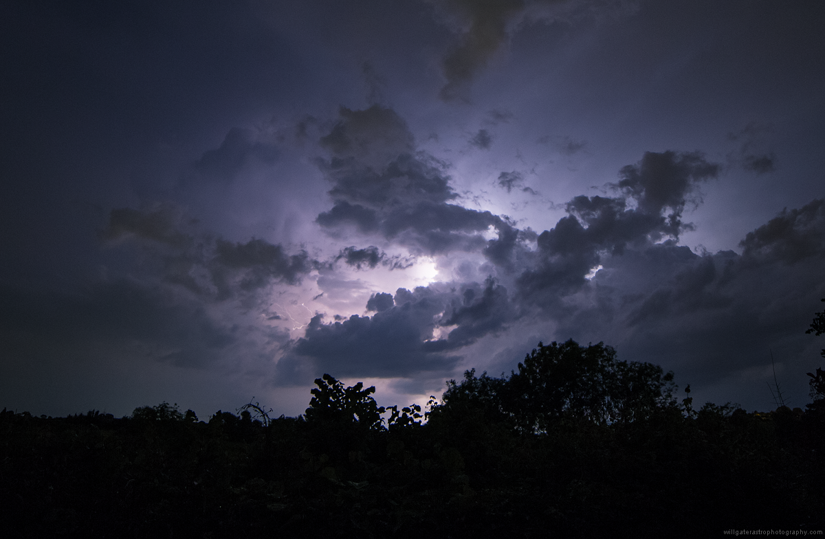 Electrical storm with cloud-to-cloud lightning fork - 27 May 2017