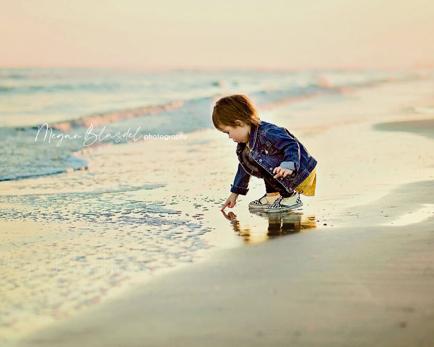I love ending beach sessions with some free play. The photos are always so sweet!