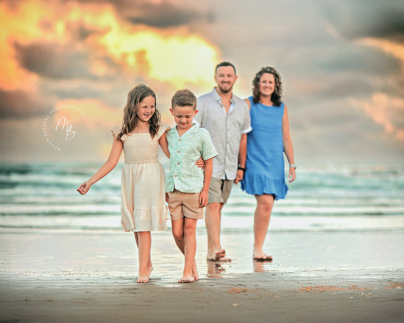 GalvestonBeachfamilyMeganBlasdelPhotography5.jpg