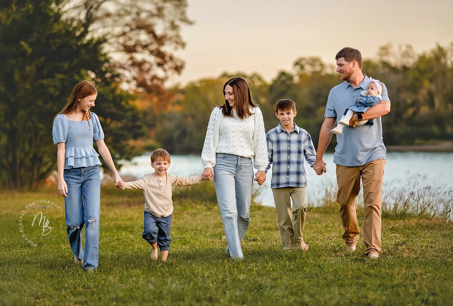 family photography at water edge friendswood park texas