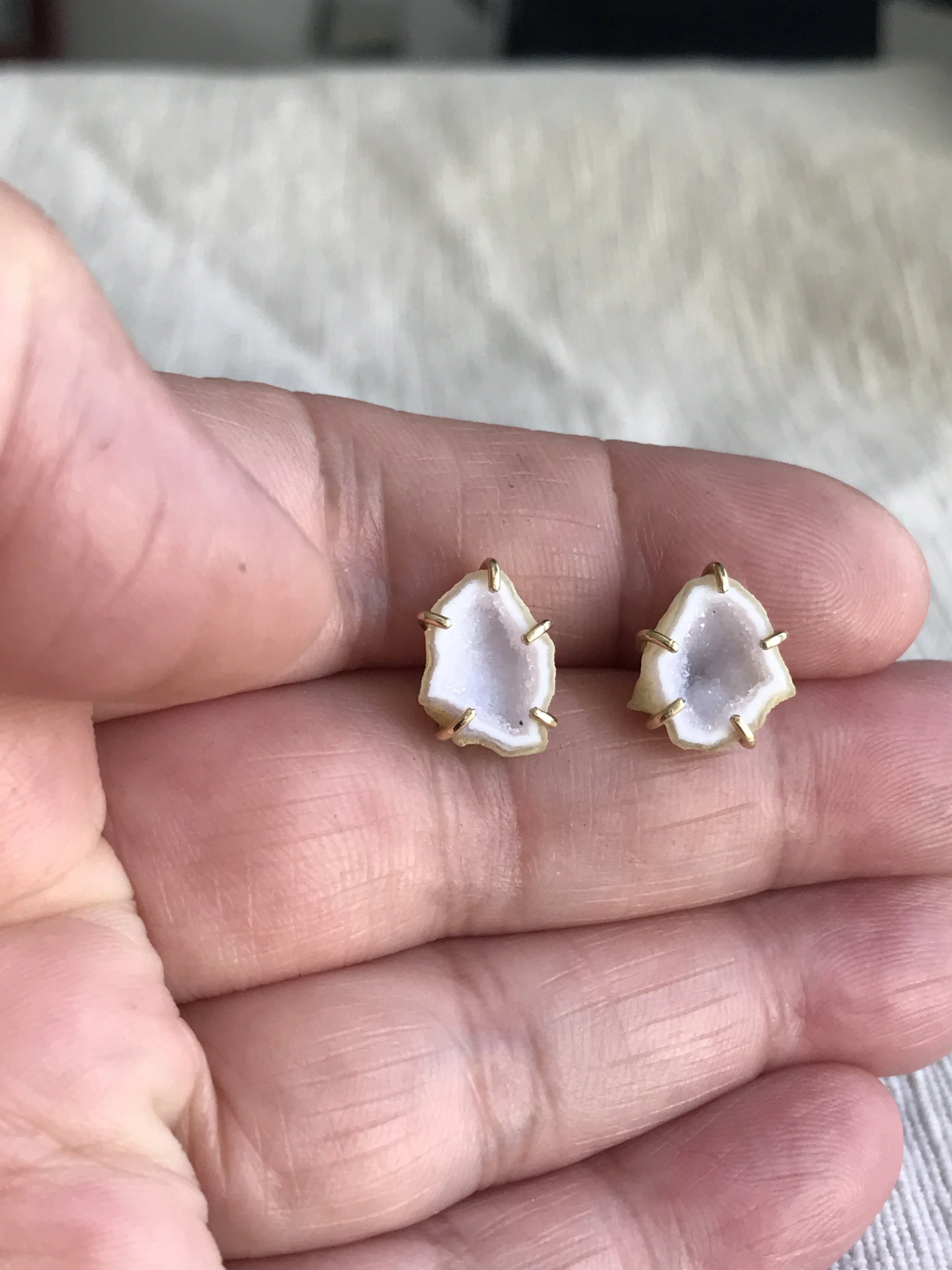 D5C816C4-580C-4E89-8EAC-5D2A0038CFD7