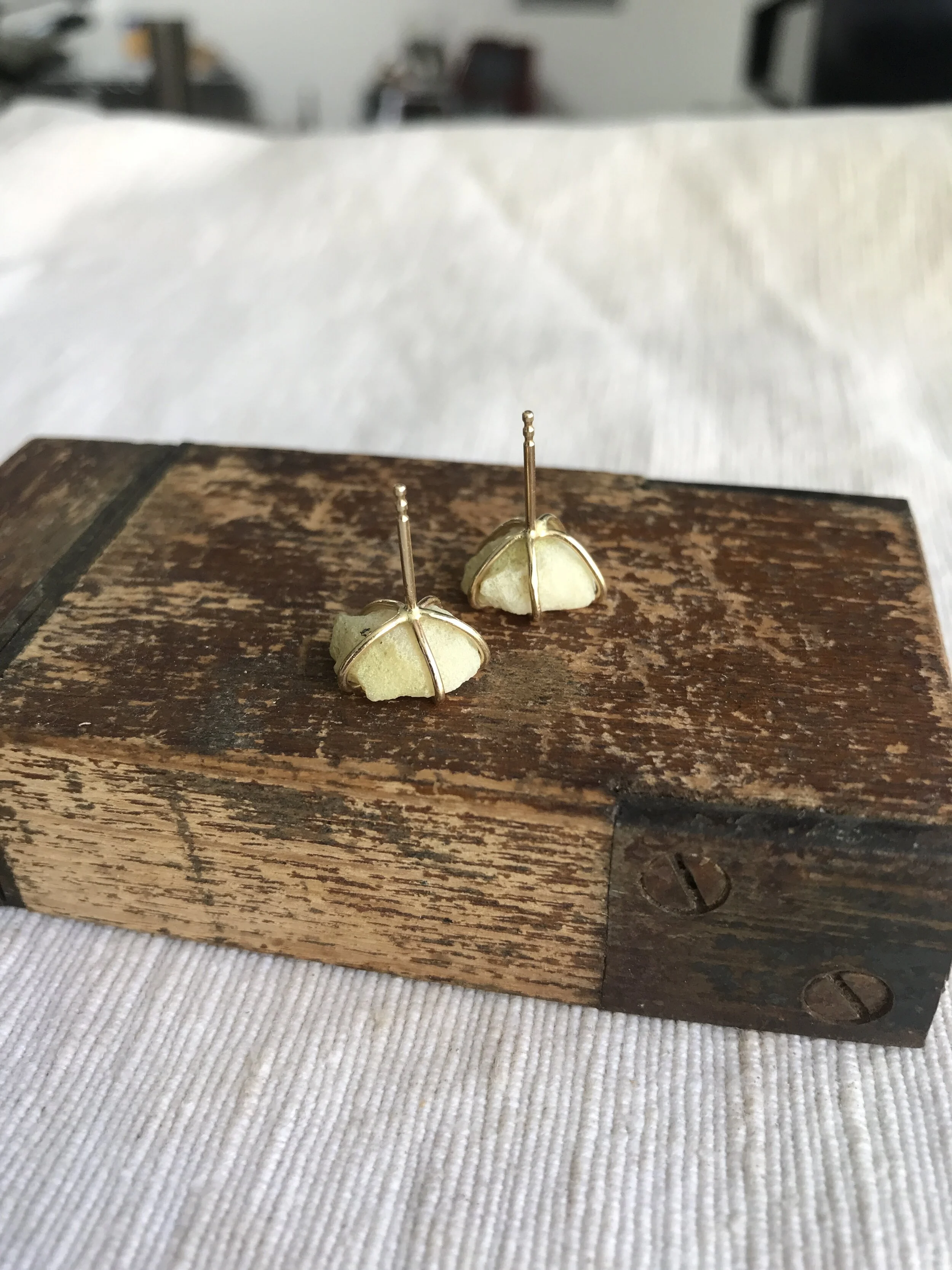 4F01E8E8-EFEC-48FF-B480-DBA015821A3D