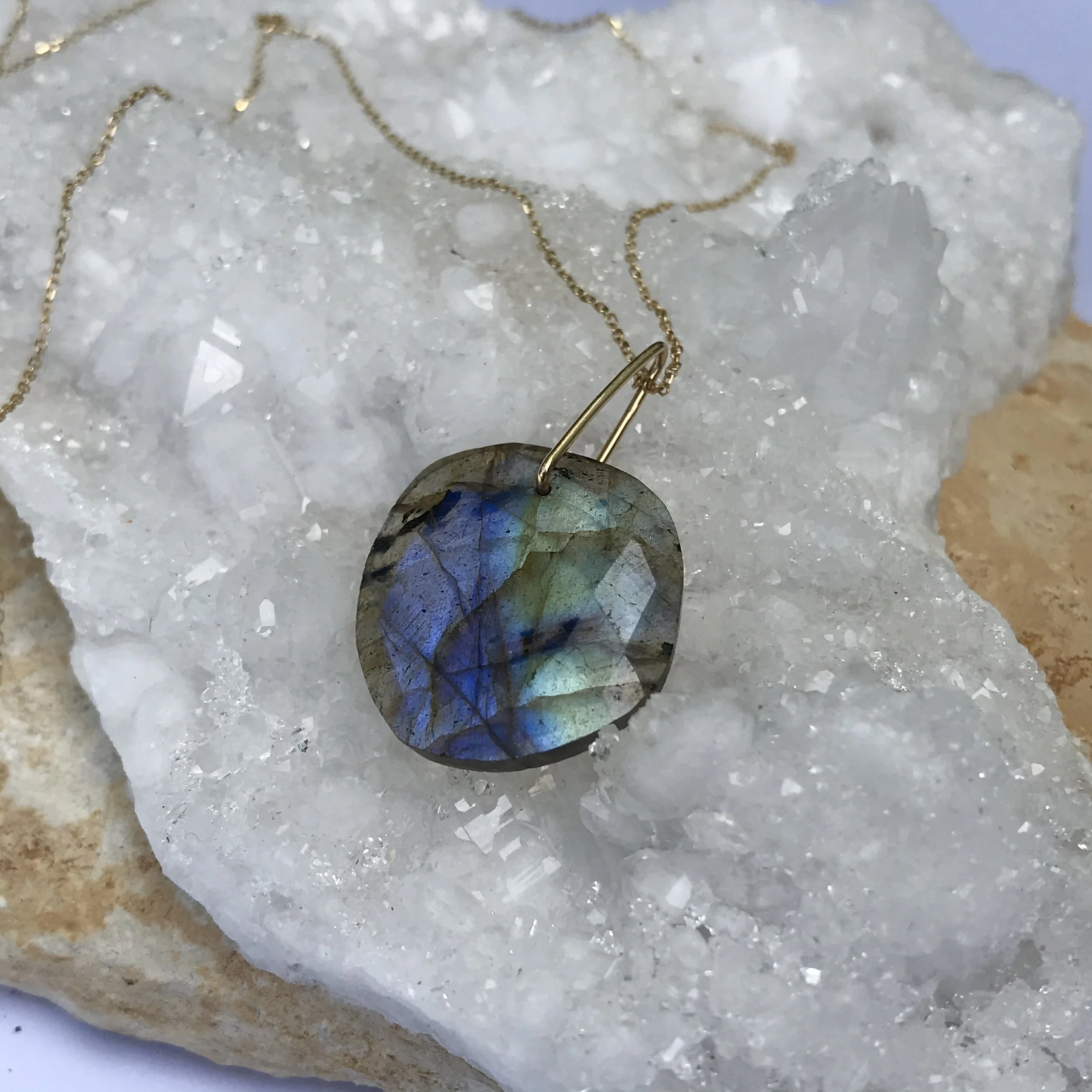 40A96DE1-51B7-4408-BE8B-950675AF6857