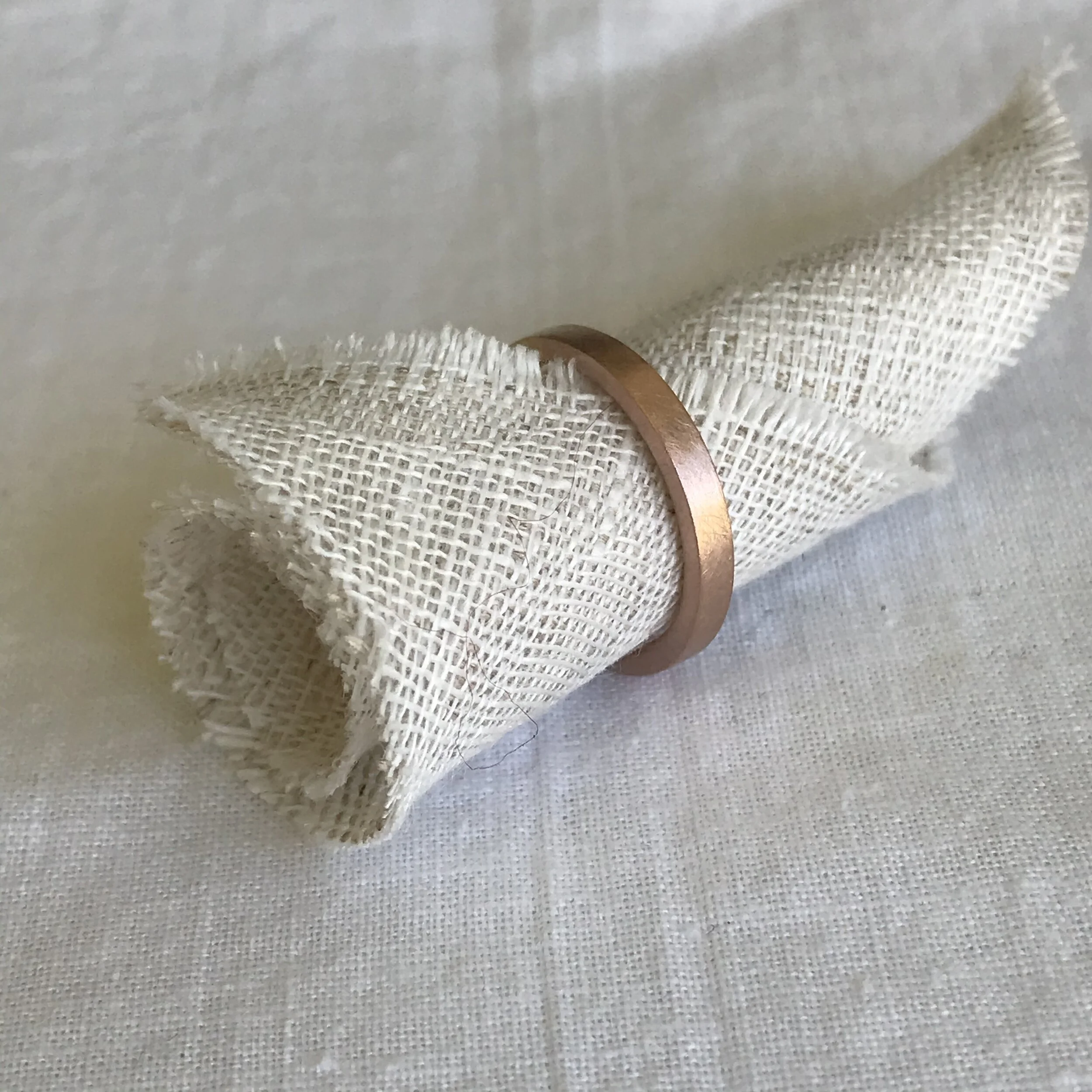 99050709-3707-42DB-8CA1-AEAED2FBFD53