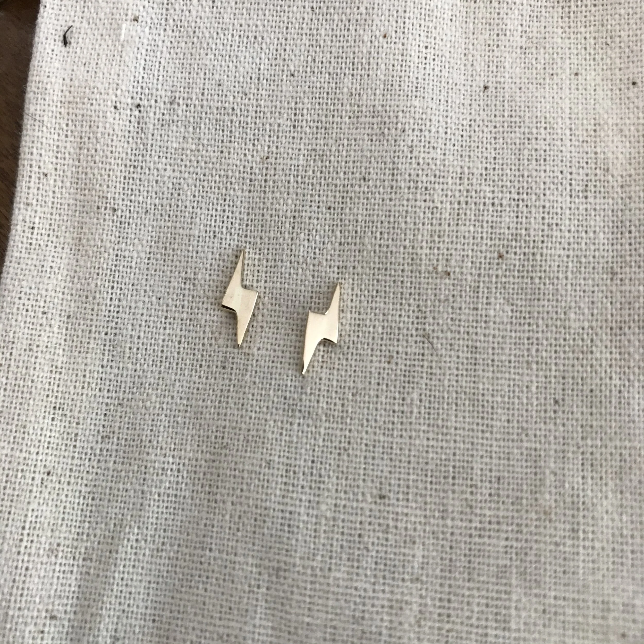 F7C2F9FF-2AD7-4021-9400-539C1561E1E2