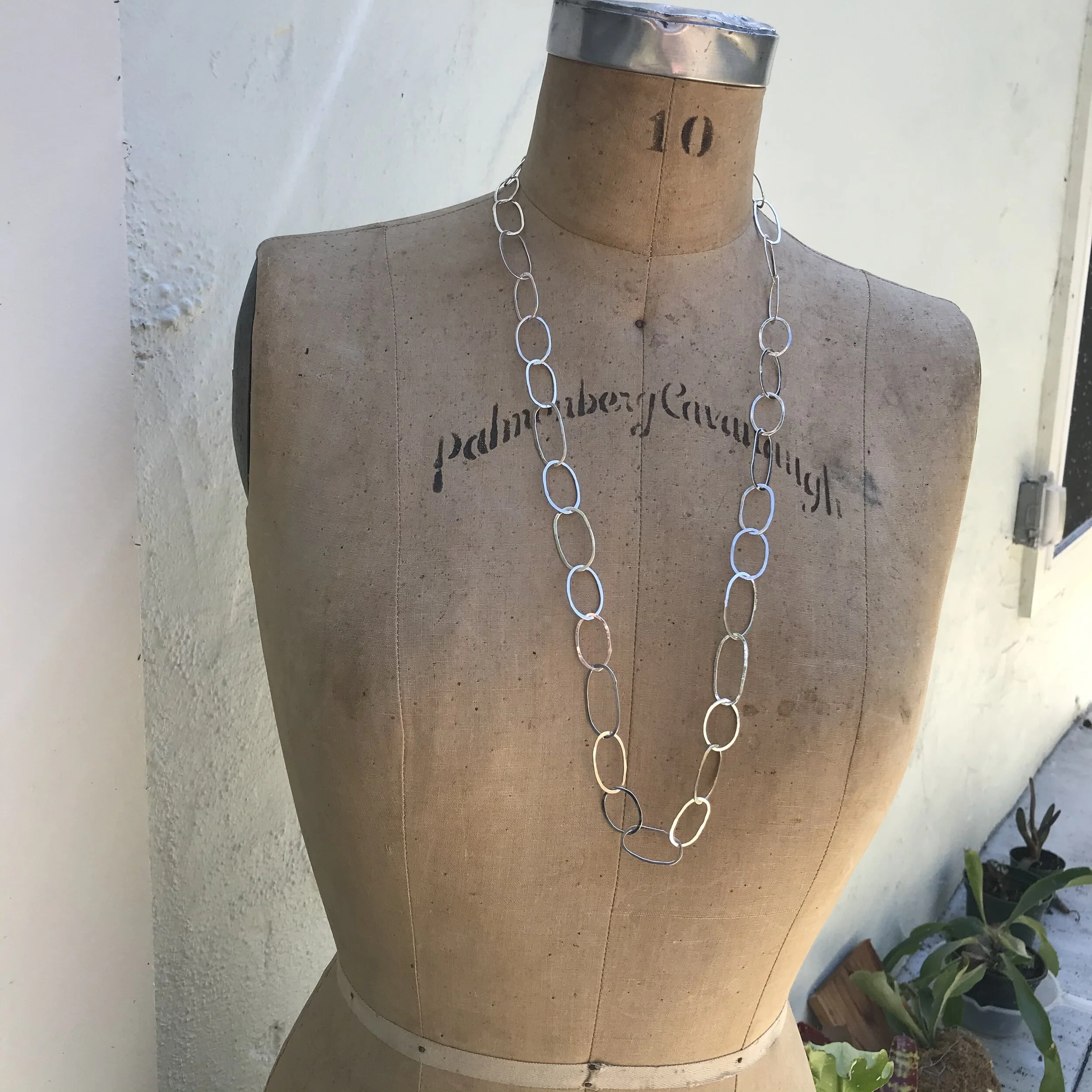 5E6C563B-B523-45F4-B4A5-CAC266D643B8