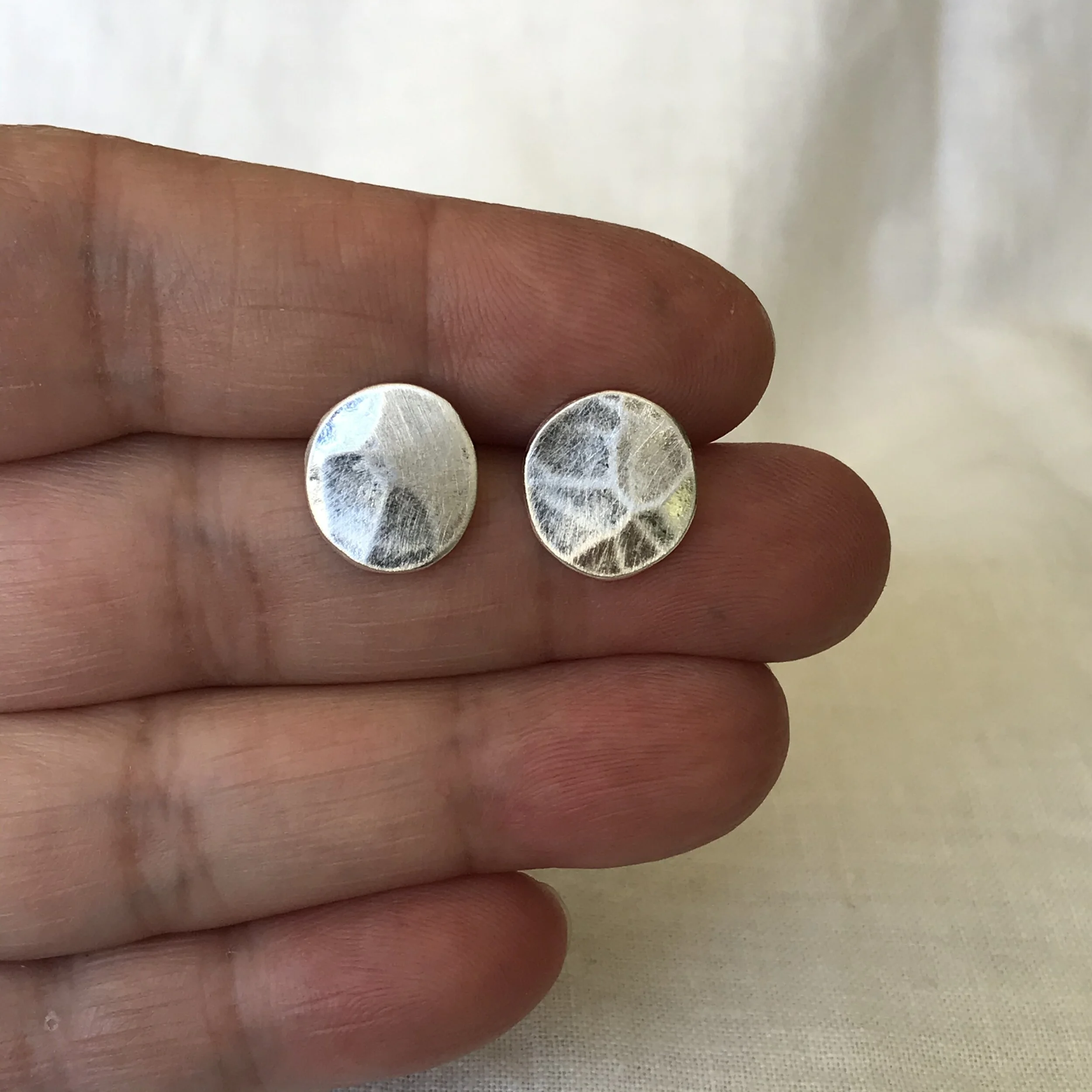 AC580079-07DF-4E75-A90D-DED39DE69D13