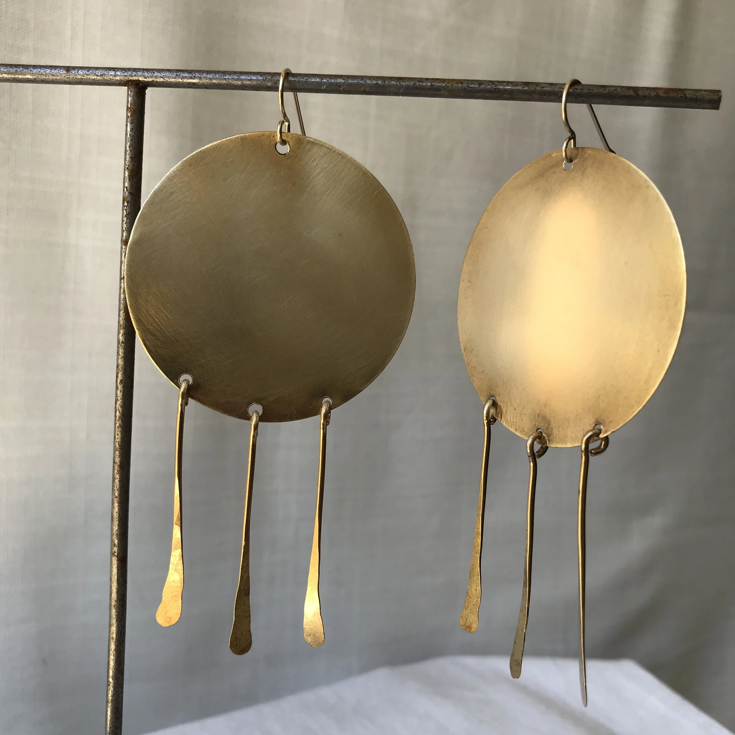 A64A712B-D18E-43E2-BD93-366D5C89BE61