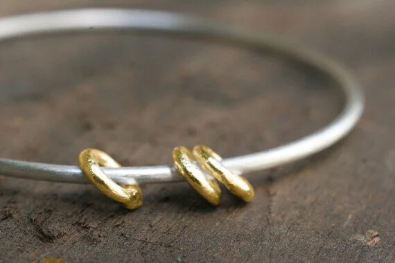 https://i.etsystatic.com/5548367/r/il/3ffbf9/253469193/il_570xN.253469193.jpg