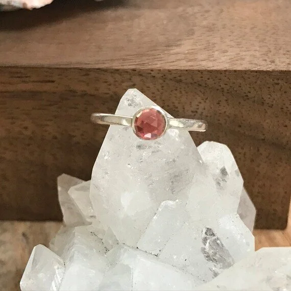 https://i.etsystatic.com/5548367/r/il/ec8c8e/2395677122/il_570xN.2395677122_8aij.jpg