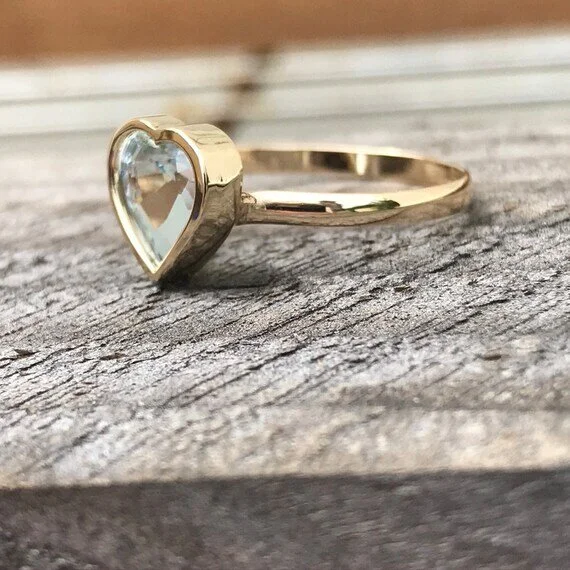 https://i.etsystatic.com/5548367/r/il/7ae50d/2327588963/il_570xN.2327588963_k62o.jpg