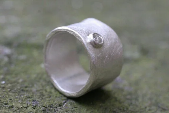 https://i.etsystatic.com/5548367/r/il/738083/246542378/il_570xN.246542378.jpg