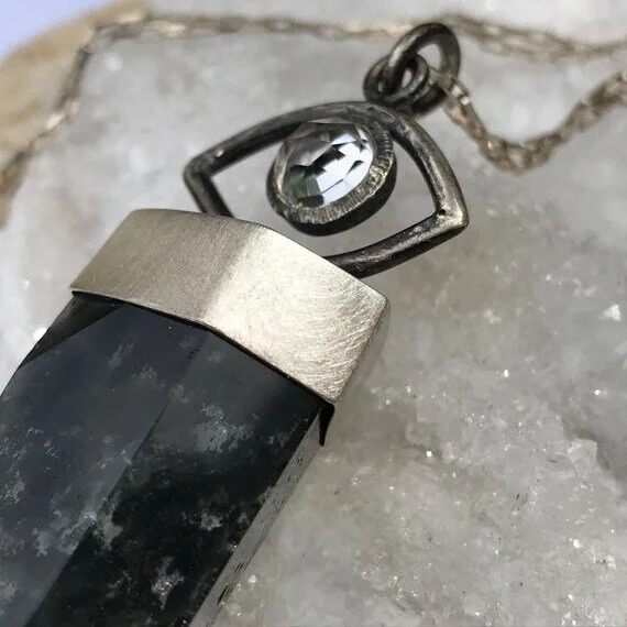 https://i.etsystatic.com/5548367/r/il/8e1600/2343249981/il_570xN.2343249981_nm6k.jpg