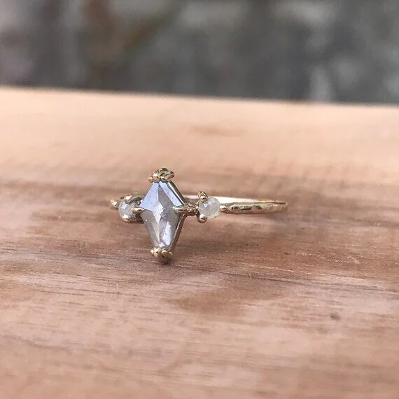 https://i.etsystatic.com/5548367/r/il/6e9715/2483591810/il_570xN.2483591810_ak5e.jpg