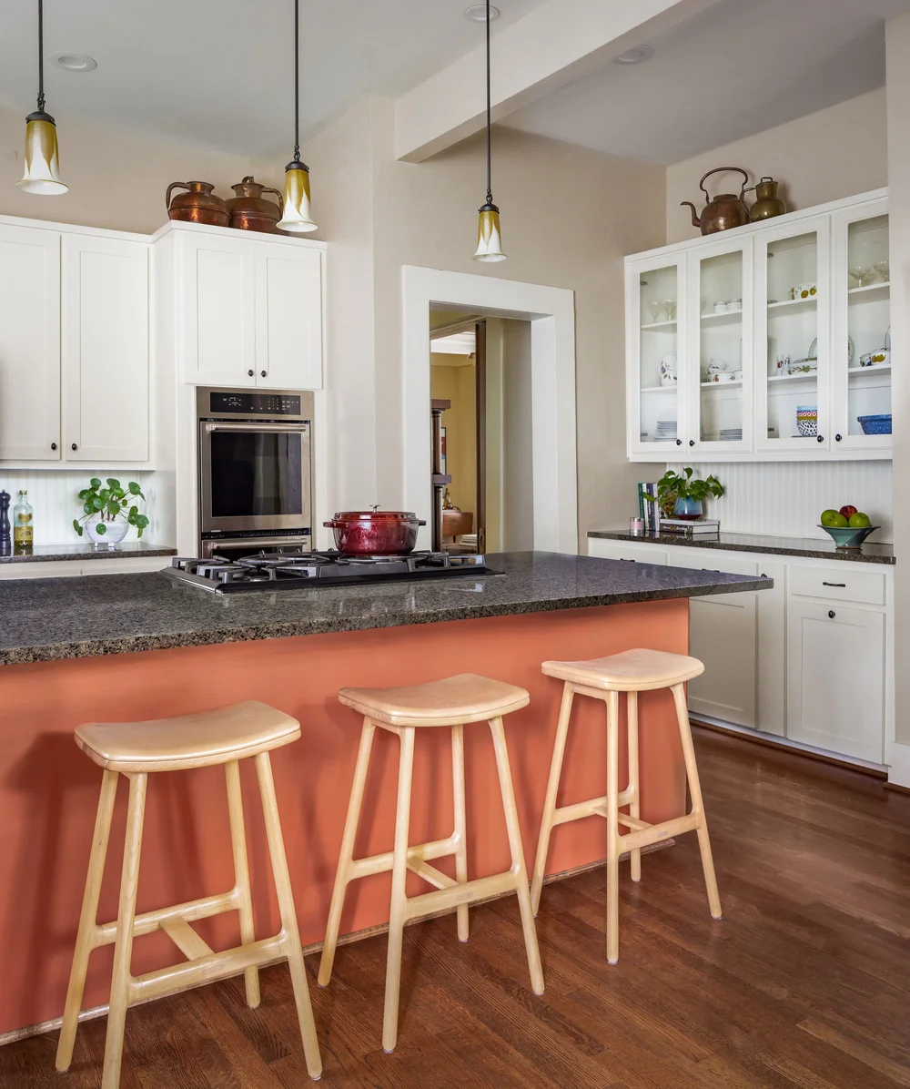 Munger Place Prairie Style Home — image 14