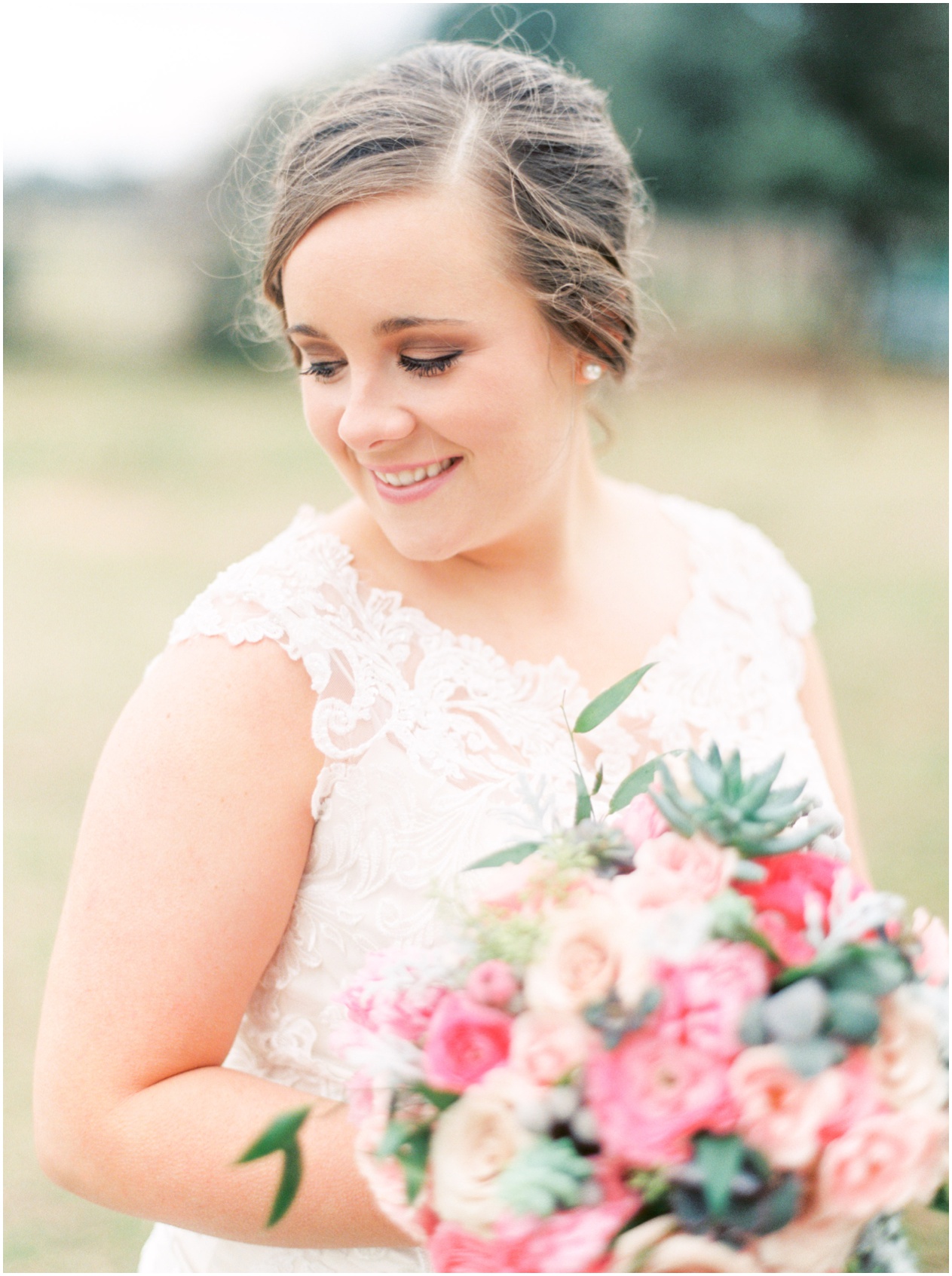 Sarah Best Photography - Claire's Bridals - The Amish Barn at Edge-24_STP.jpg