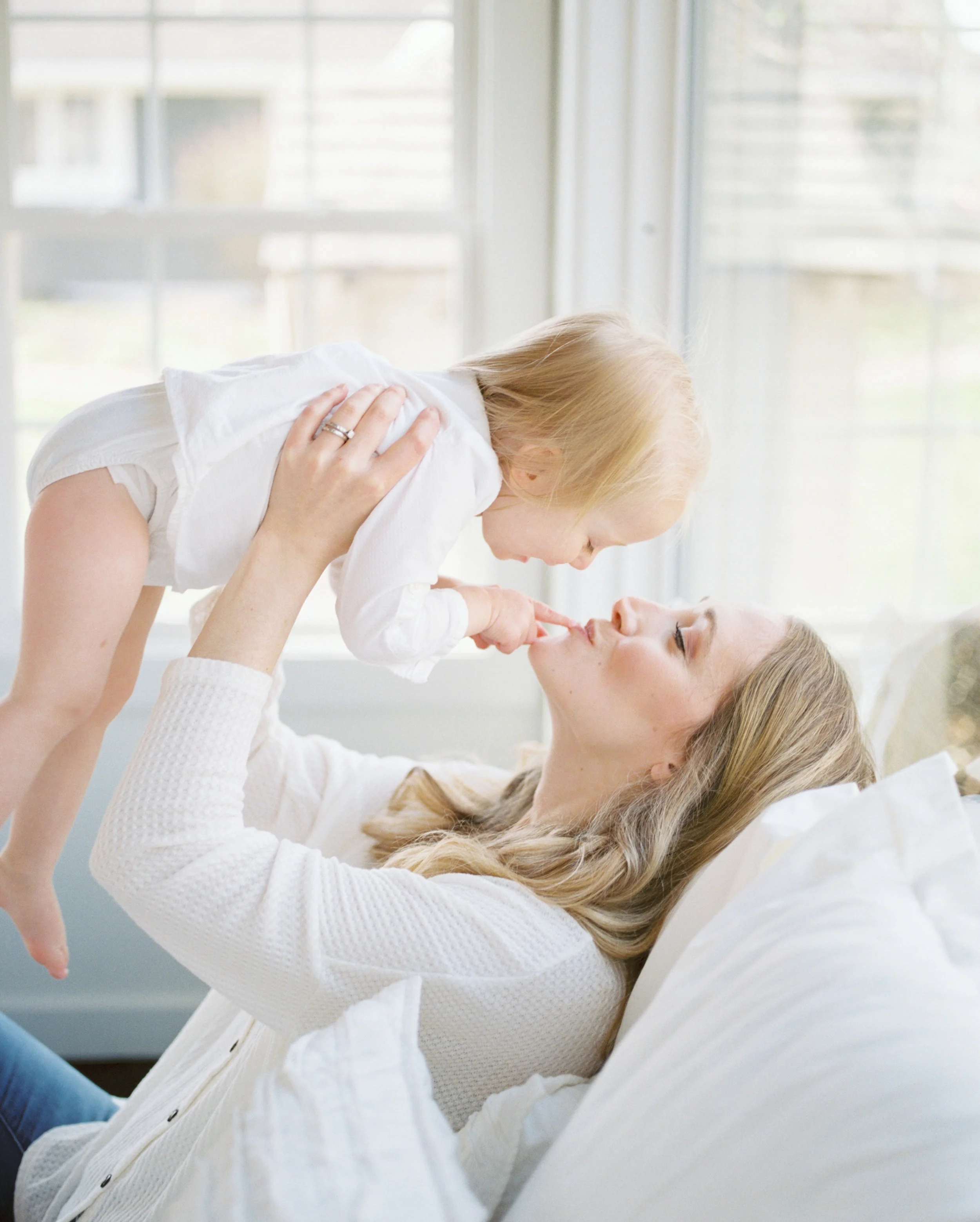 Lori Motherhood-15.jpg
