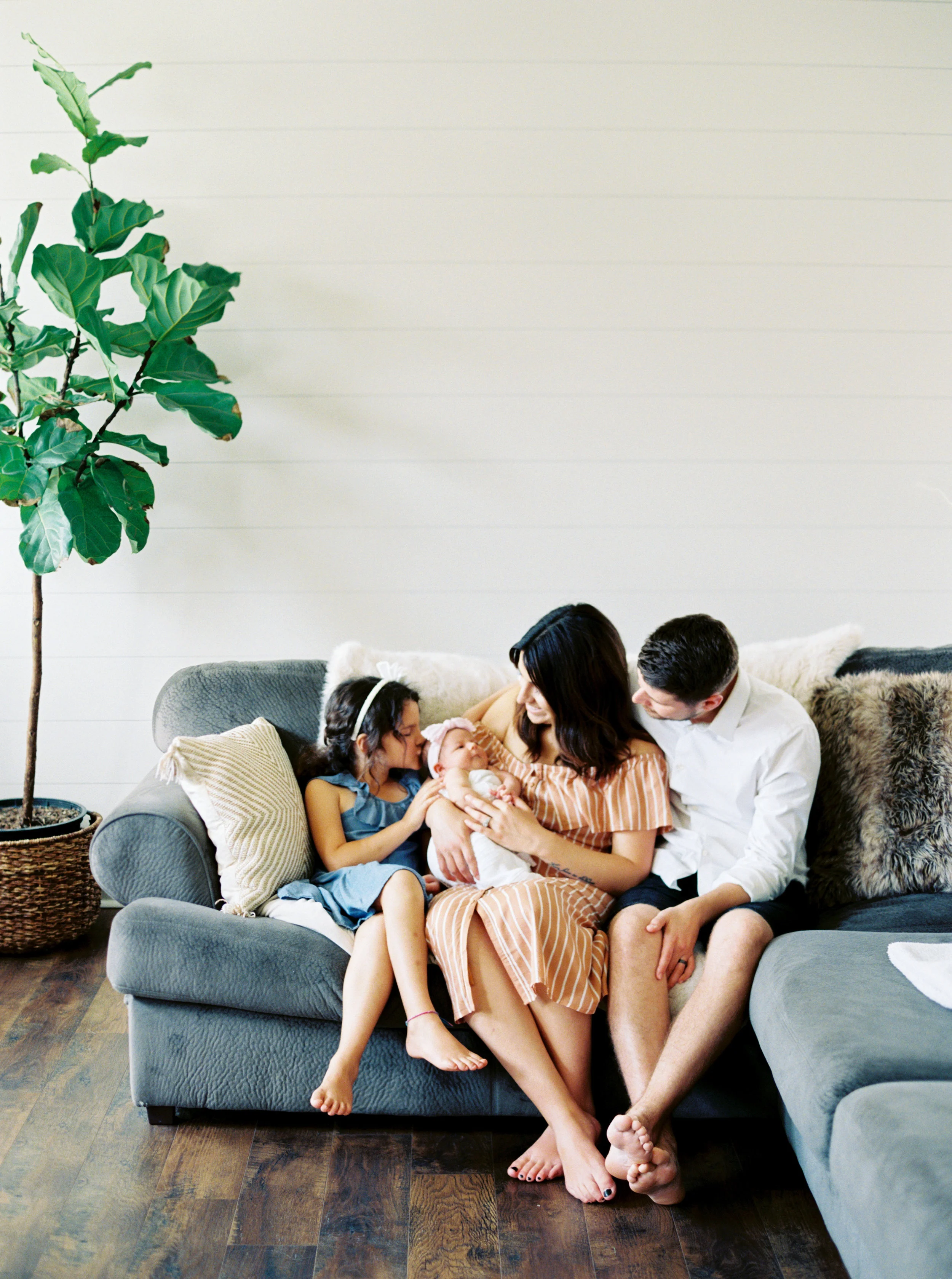 Brown Newborn Lifestyle Session-4.jpg