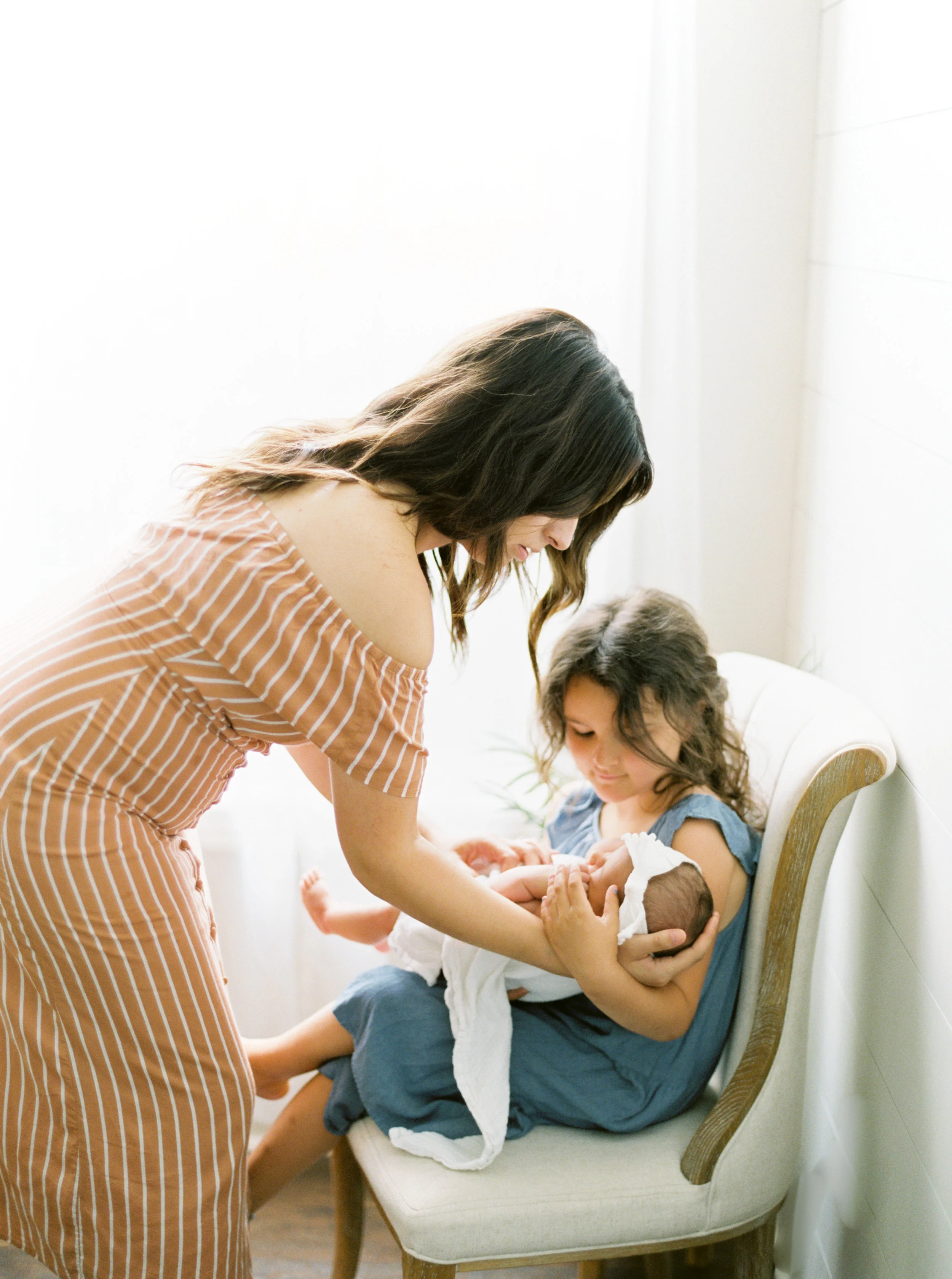 Brown Newborn Lifestyle Session-47.jpg
