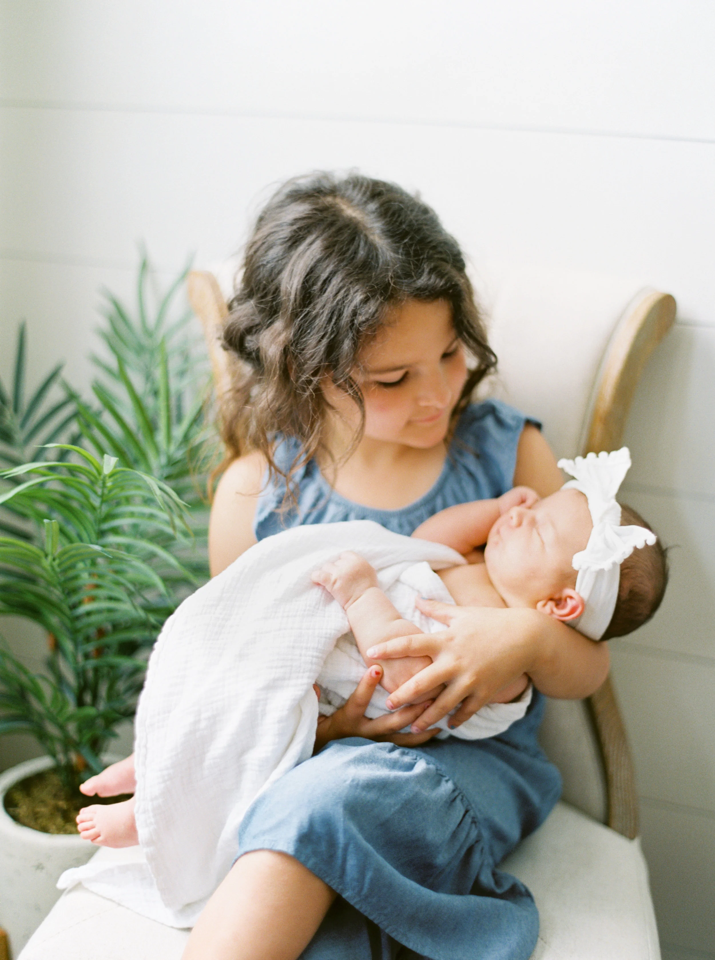 Brown Newborn Lifestyle Session-48.jpg