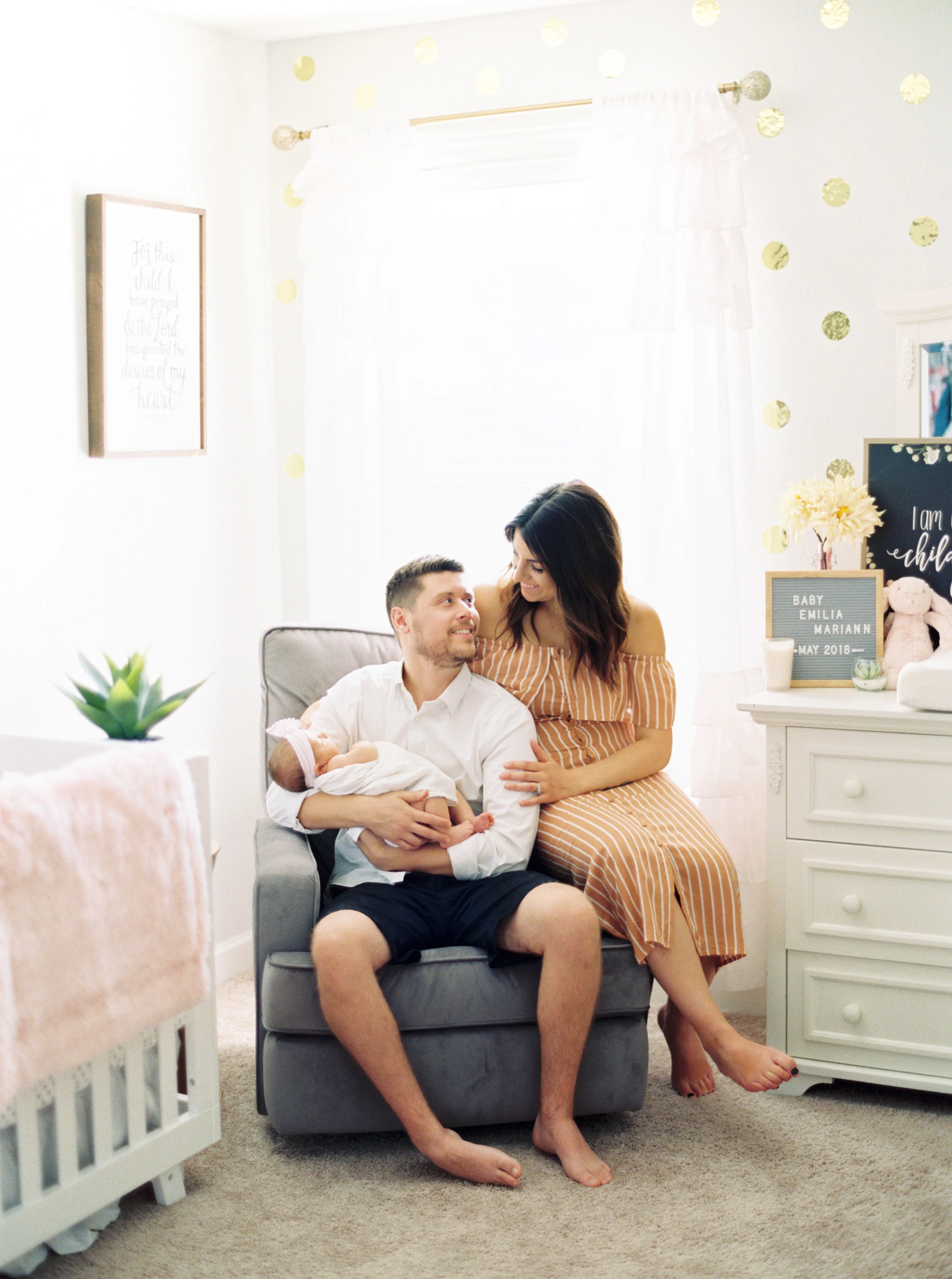 Brown Newborn Lifestyle Session-68.jpg